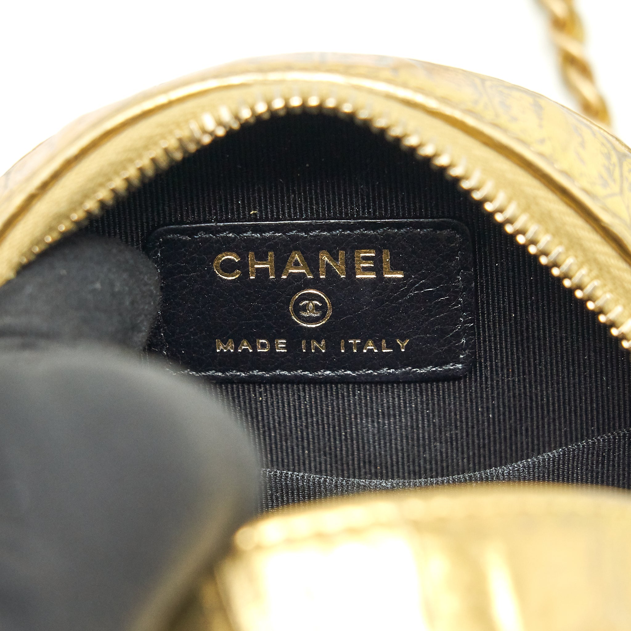 chanel-mini-round-vanity-with-chain-croc-embossed-leather-gold-ghw