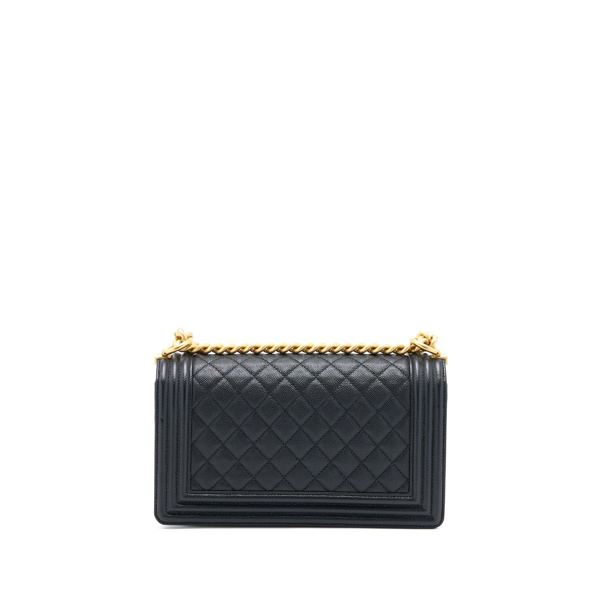 chanel-medium-boy-bag-caviar-black-ghw