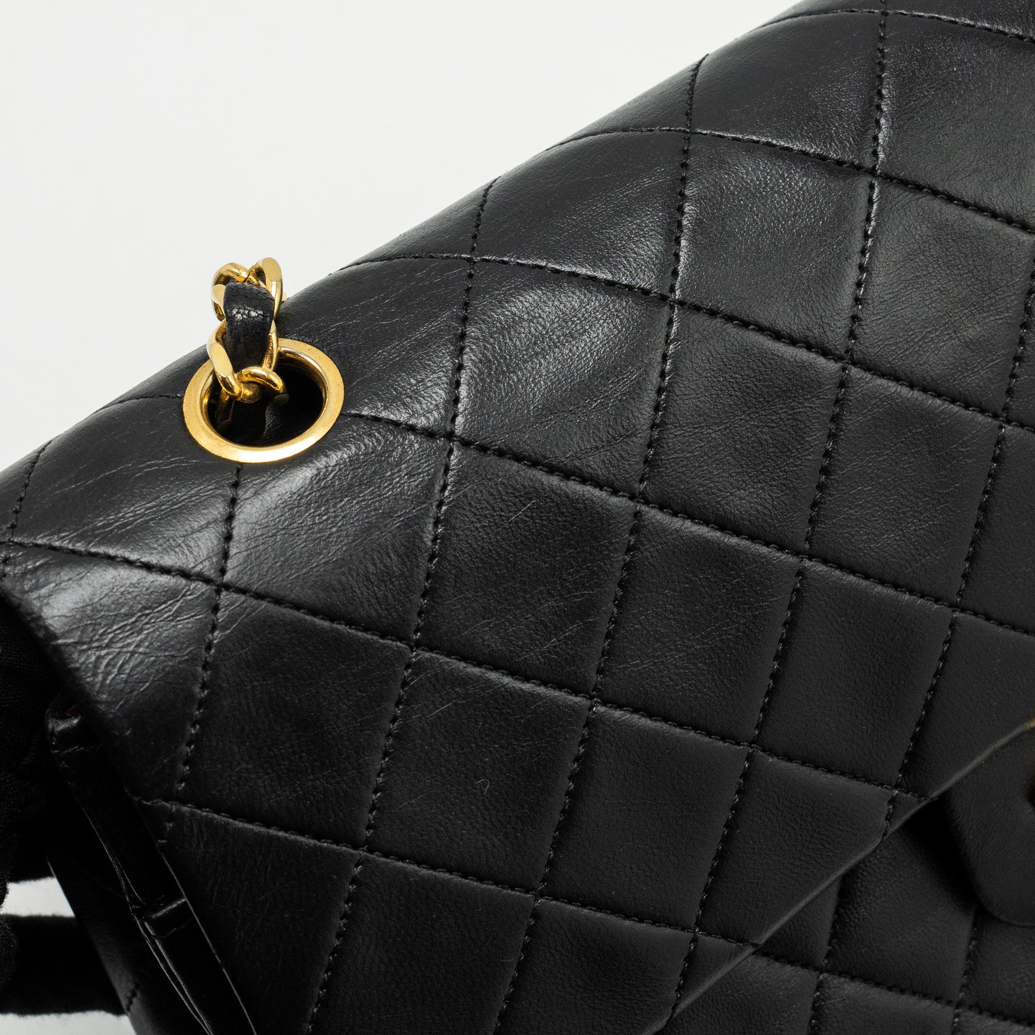 chanel-vintage-medium-classic-double-flap-bag-lambskin-black-ghw