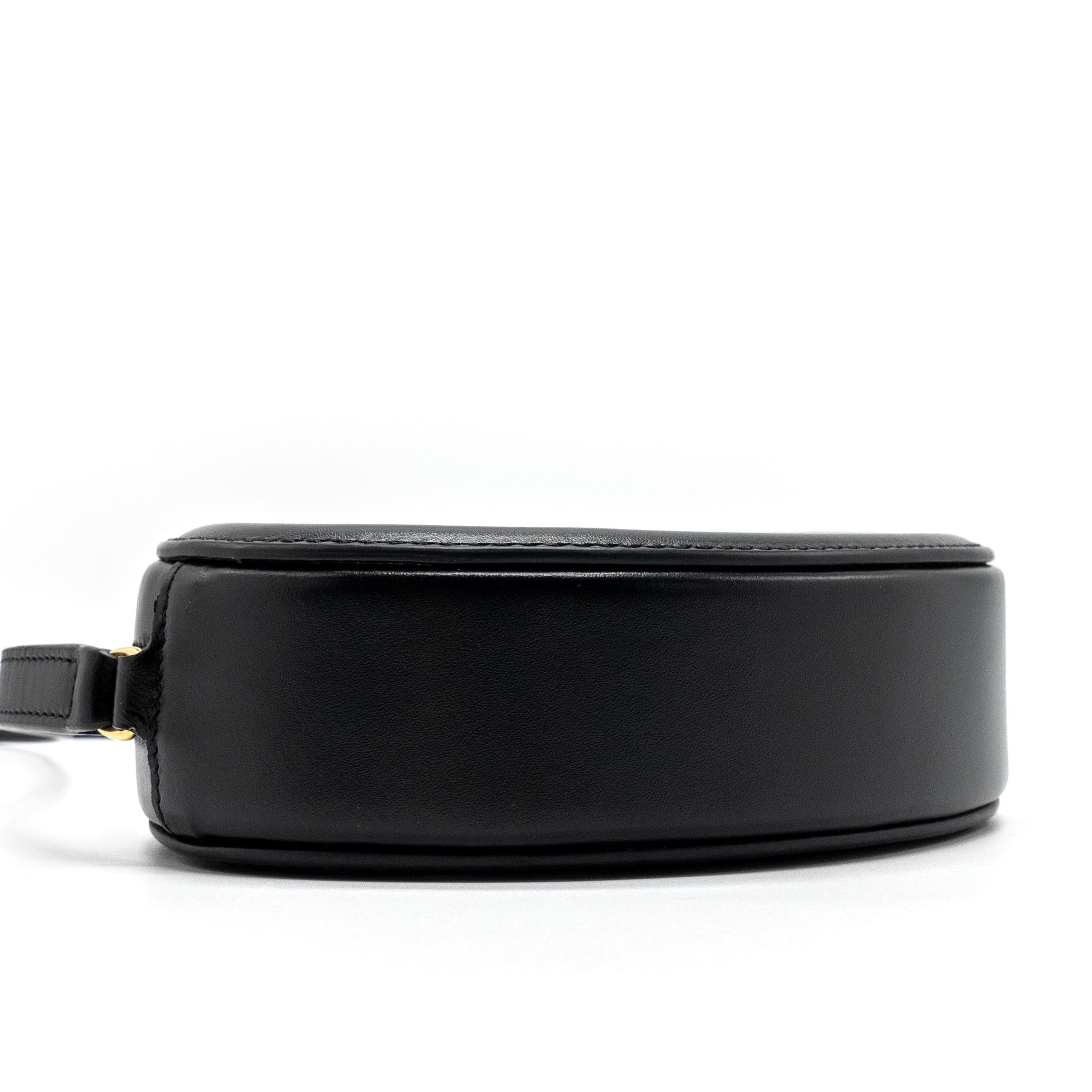 celine-oval-bag-cuir-triumphed-calfskin-black-ghw
