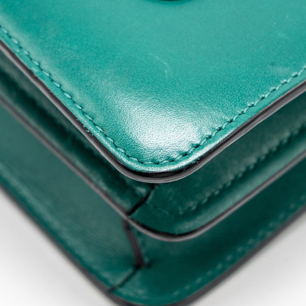 bvlgari-serpenti-forever-bag-calfskin-green-lghw-1