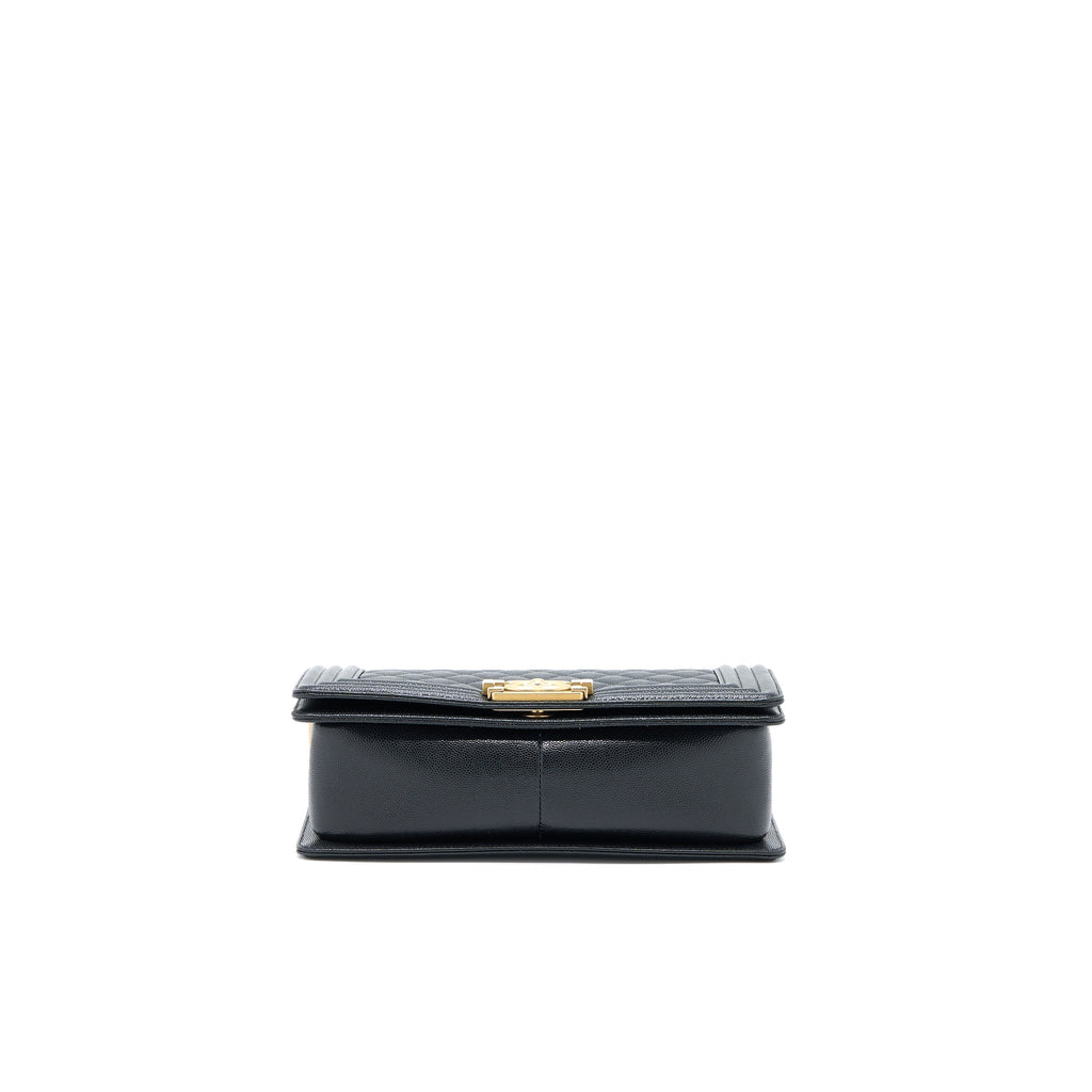 chanel-medium-boy-bag-caviar-black-ghw