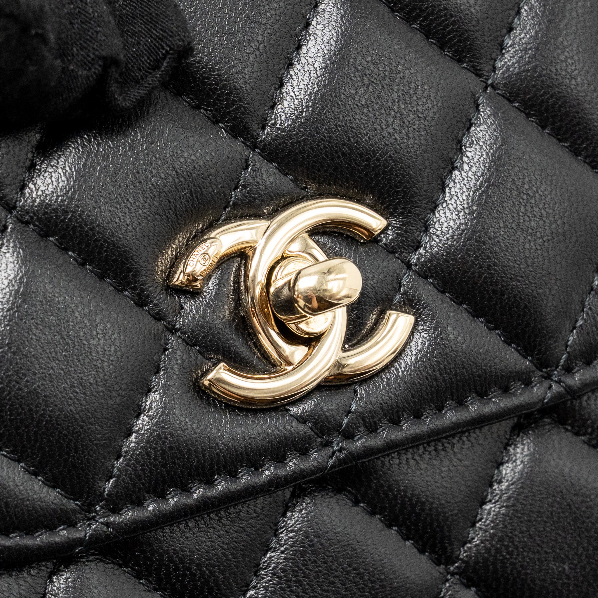 chanel-mini-trendy-cc-clutch-with-chain-lambskin-black-lghw