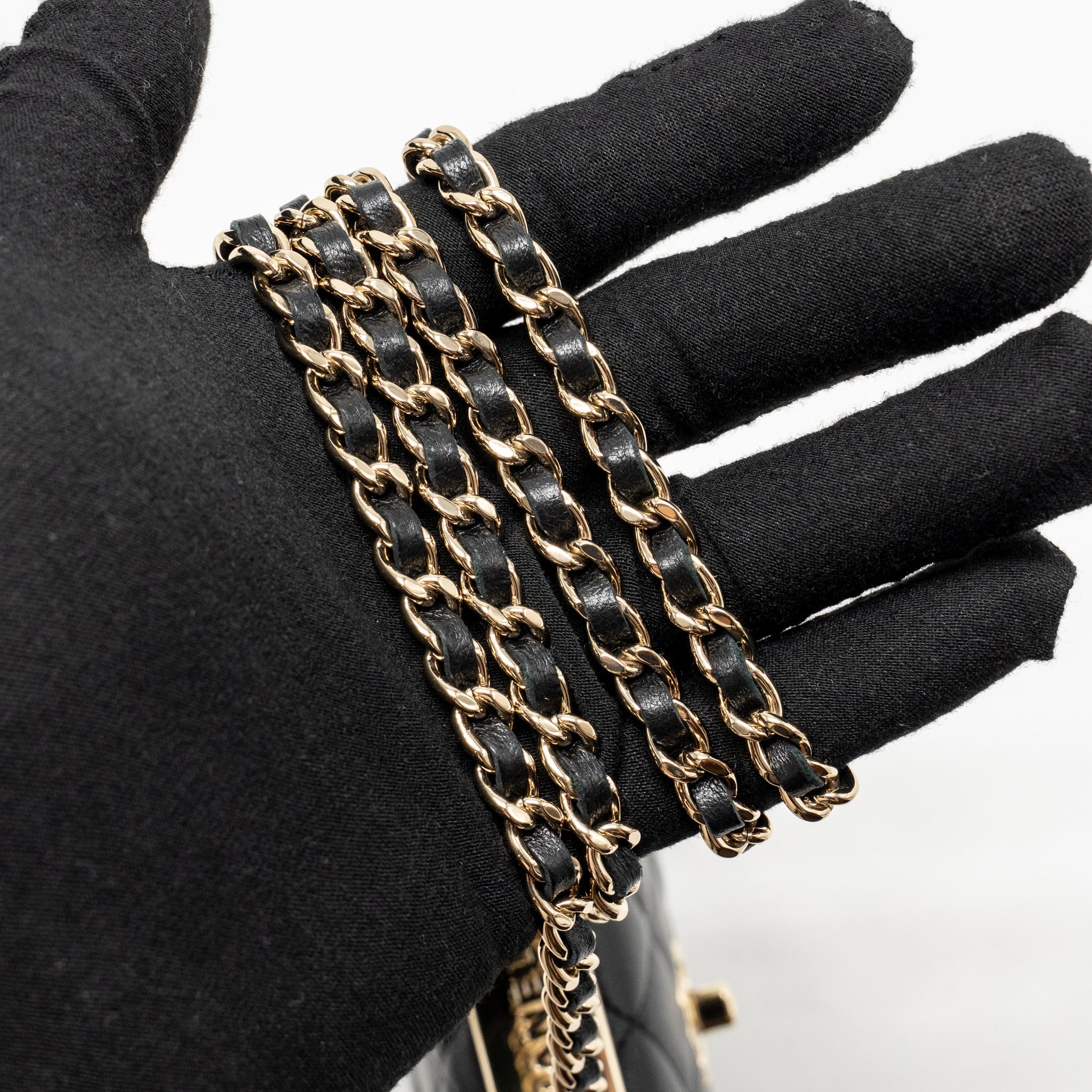 chanel-mini-trendy-cc-clutch-with-chain-lambskin-black-lghw
