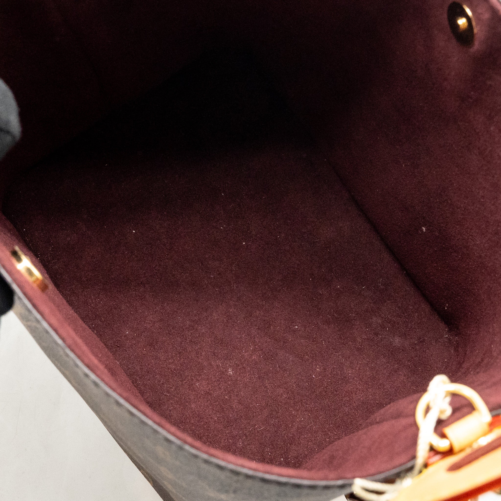 louis-vuitton-all-in-bb-bag-monogram-canvas-ghw