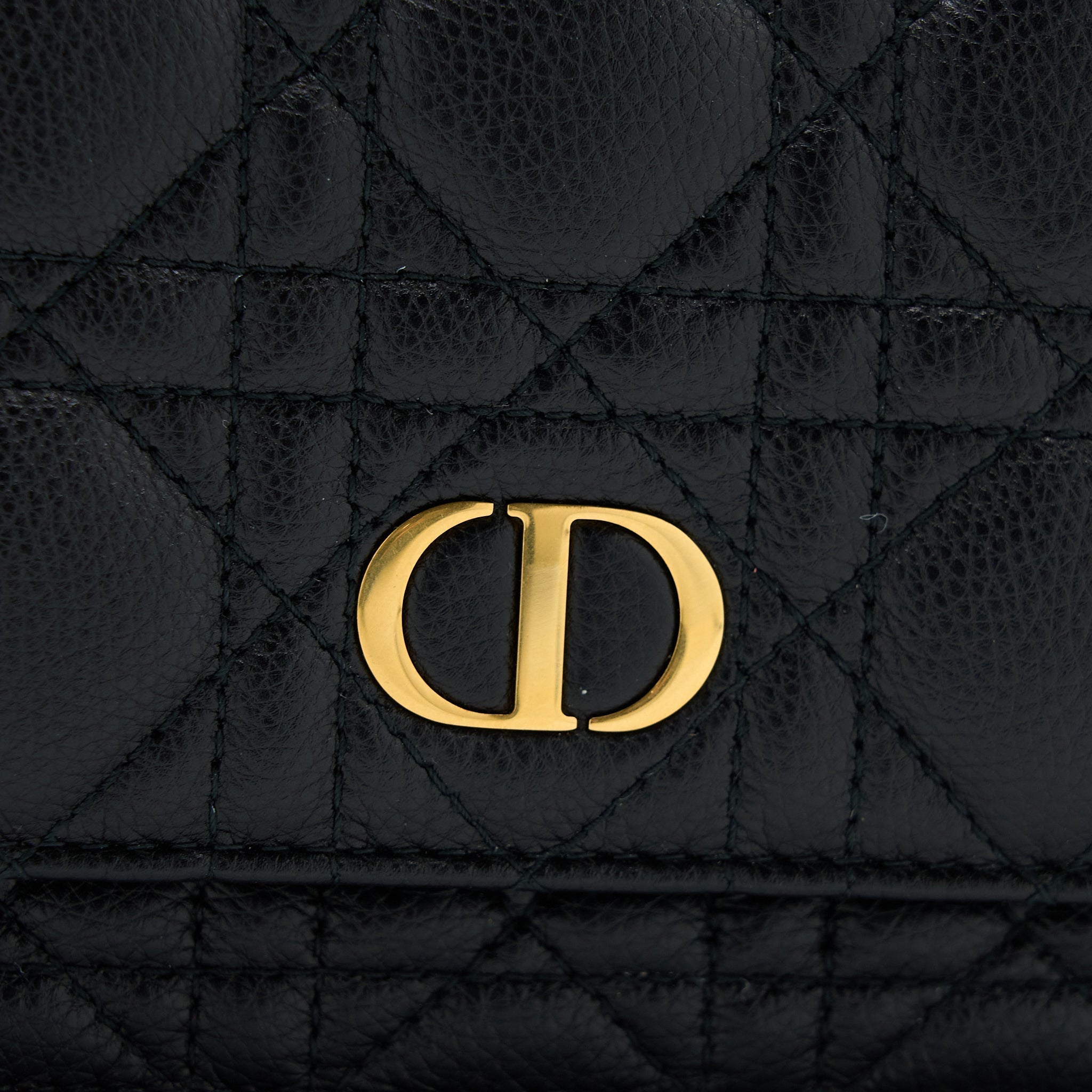 dior-caro-pouch-cannage-calfskin-black-ghw