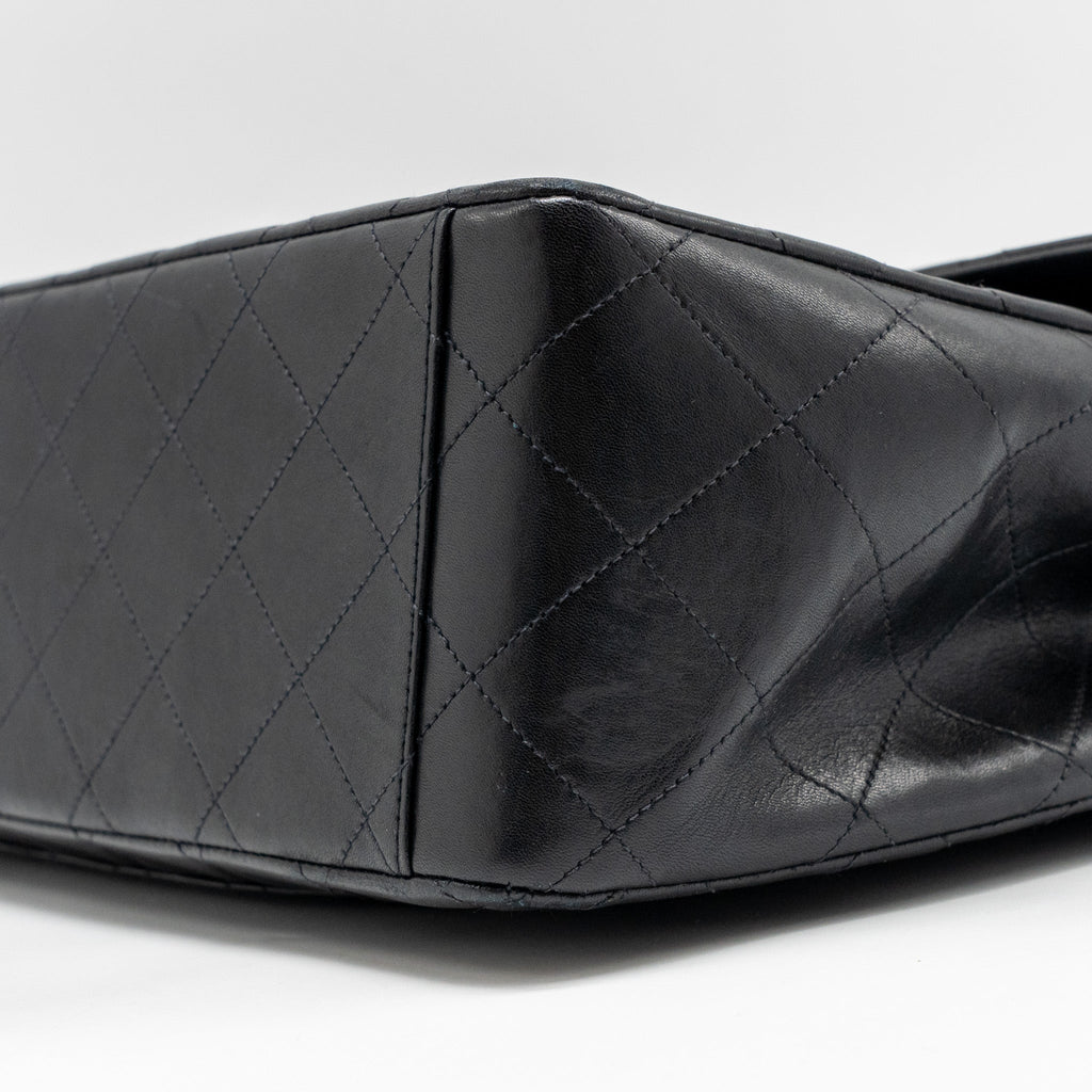 chanel-vintage-classic-flap-jumbo-bag-lambskin-black-ghw