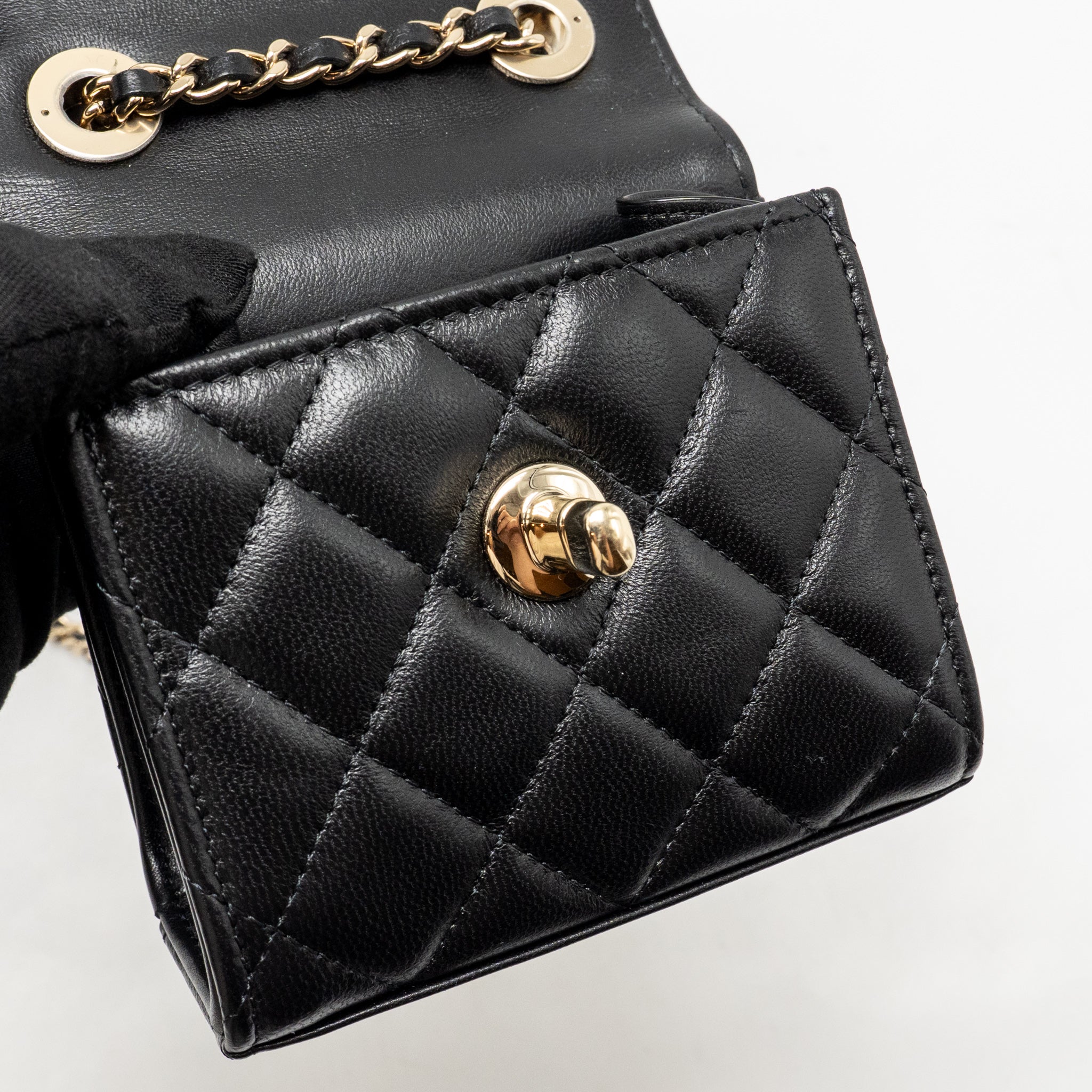 chanel-mini-trendy-cc-clutch-with-chain-lambskin-black-lghw