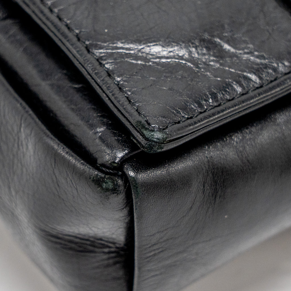 bottega-veneta-cassette-bag-aged-calfskin-black-shw-1