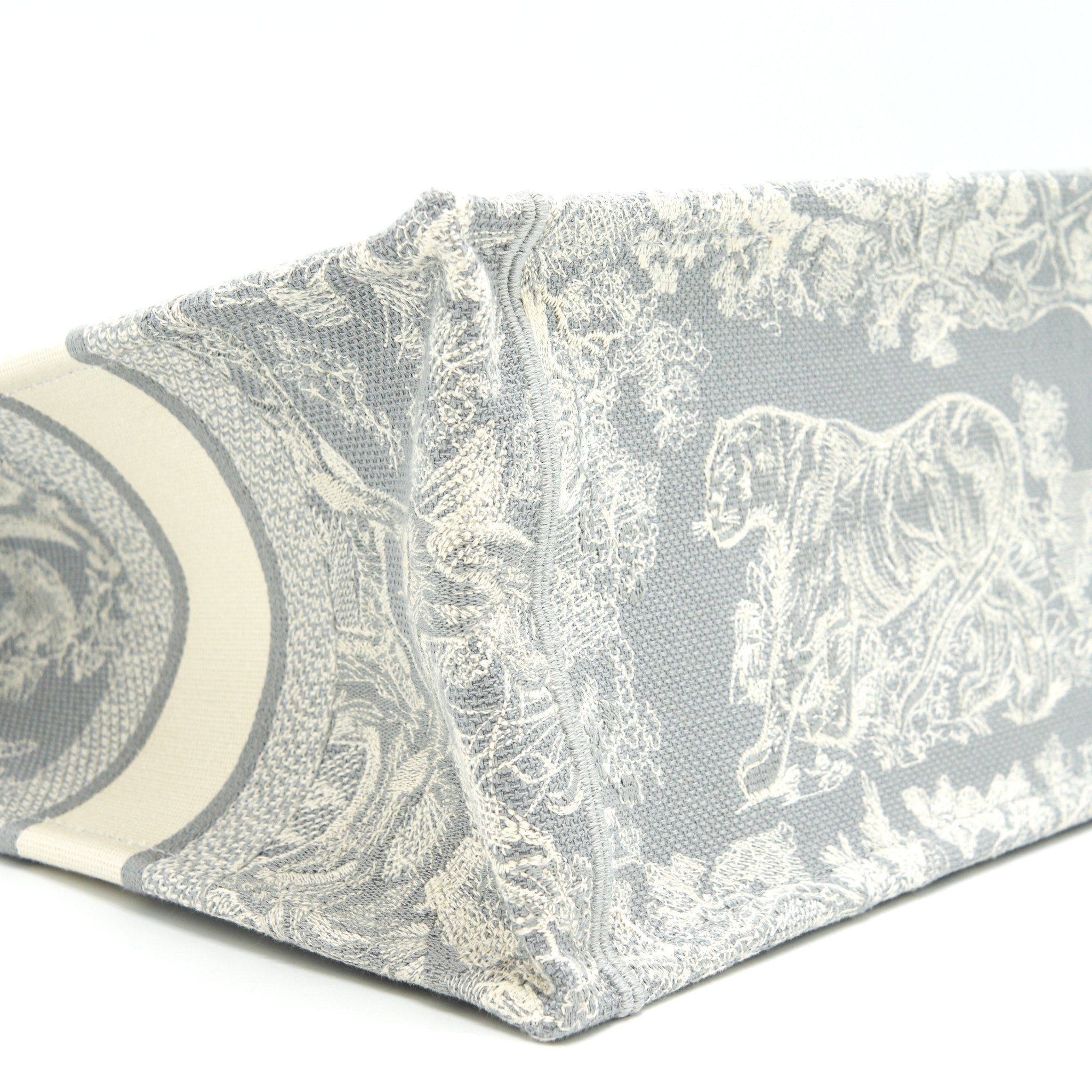 dior-small-book-tote-gray-toile-de-jouy-reverse-embroidery-with-an-extra-small-scarf