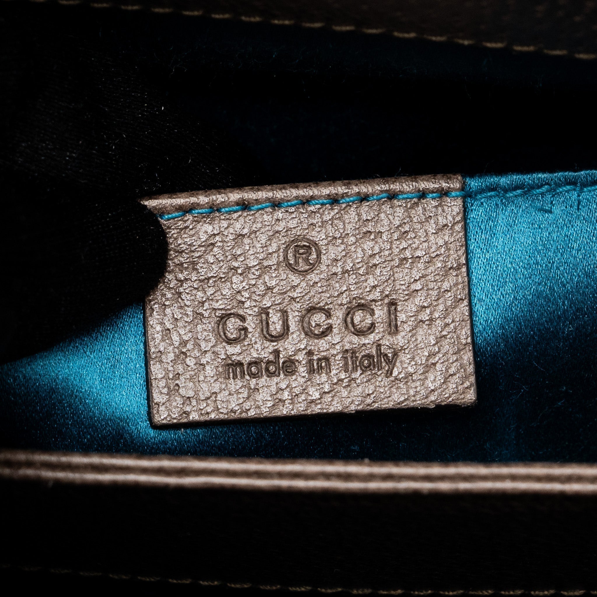 gucci-ophidia-gg-shoulder-bag-gg-supreme-canvas-ghw-1