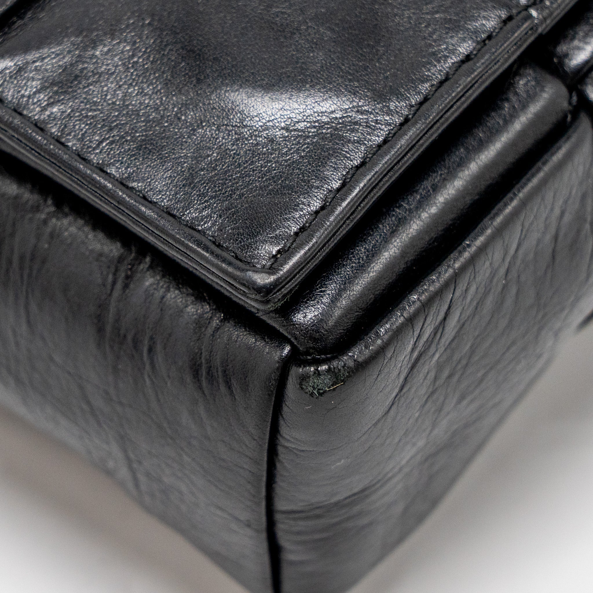 bottega-veneta-cassette-bag-aged-calfskin-black-shw-1