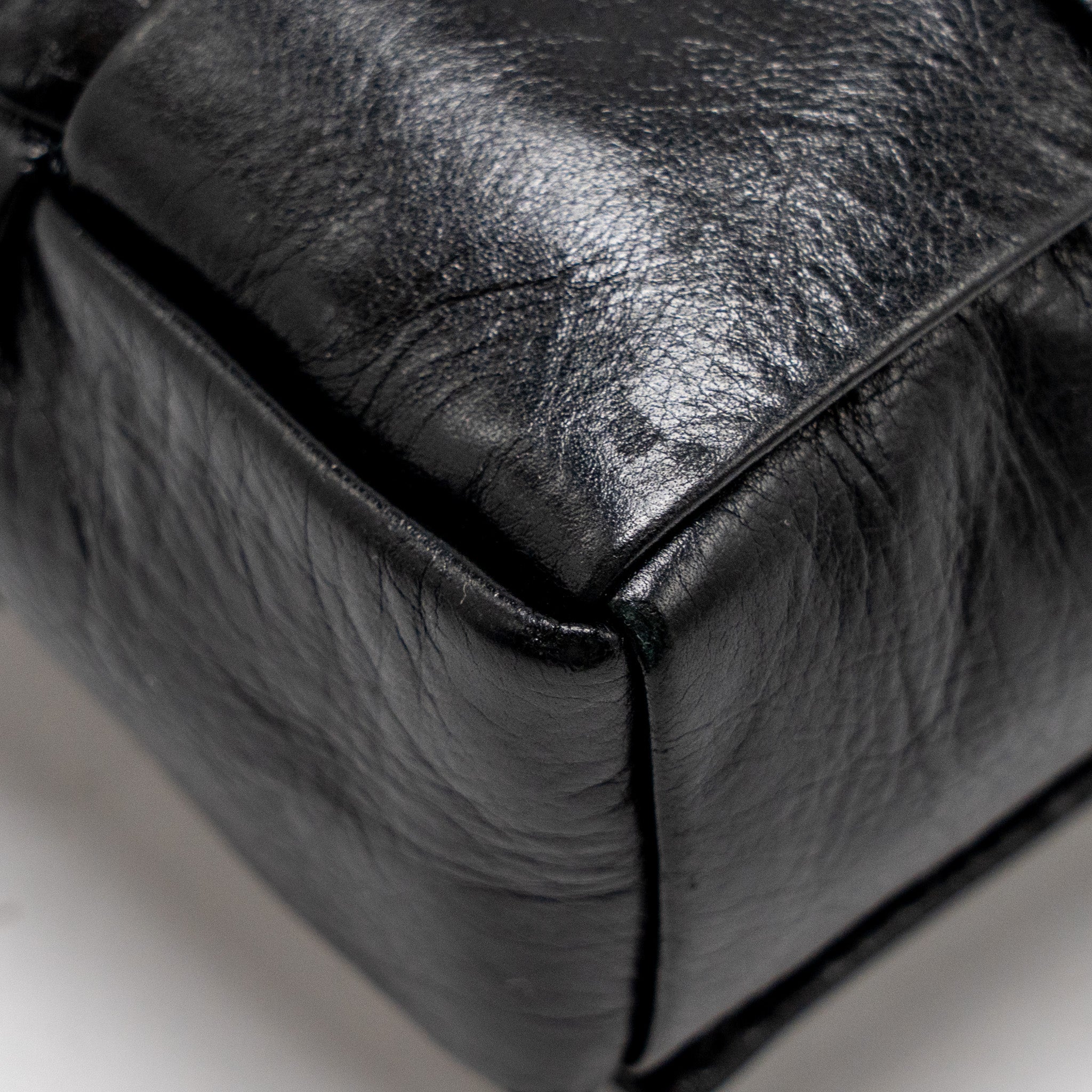 bottega-veneta-cassette-bag-aged-calfskin-black-shw-1