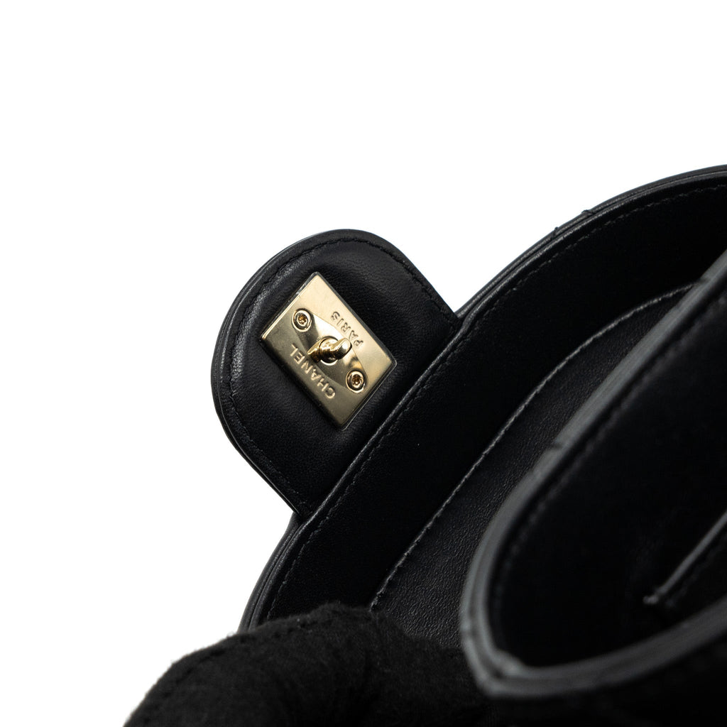 chanel-vanity-with-chain-lambskin-black-lghwmicrochip