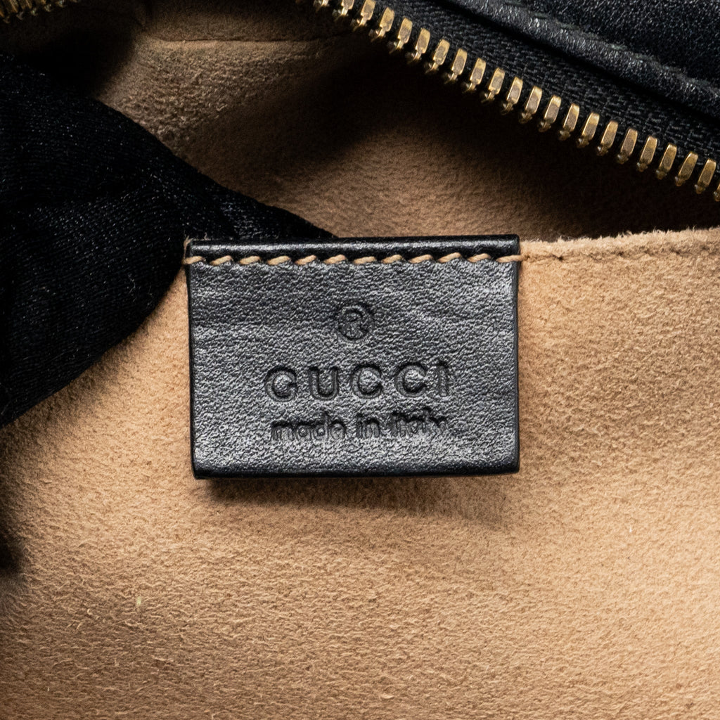 gucci-gg-marmont-small-matelasse-shoulder-bag-calfskin-black-ghw-1