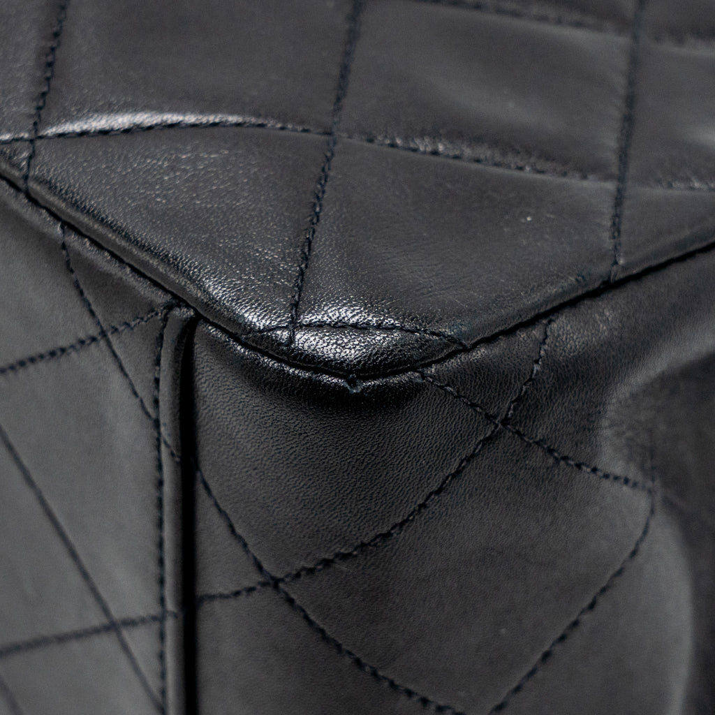 chanel-vintage-classic-flap-jumbo-bag-lambskin-black-ghw