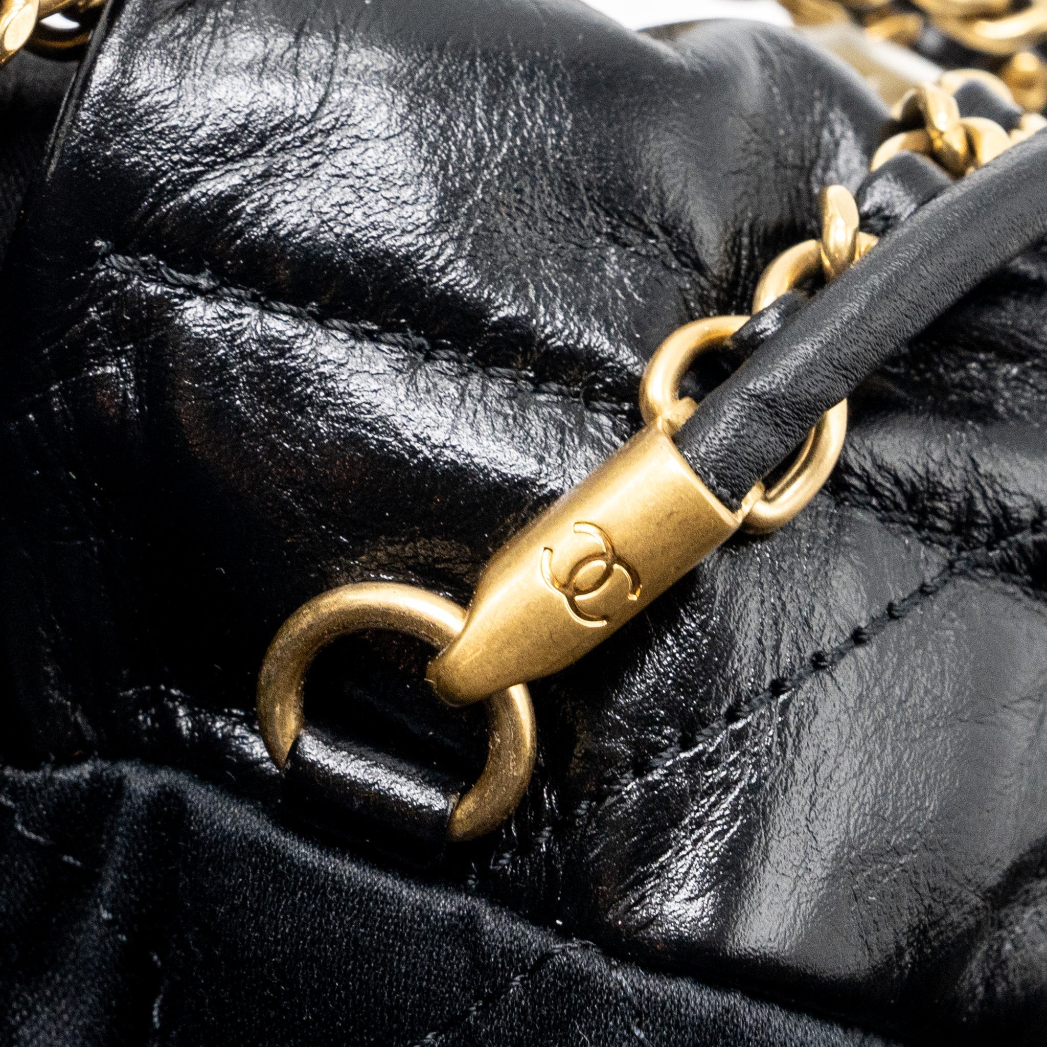 chanel-mini-22-bag-shiny-calfskin-black-ghw-microchip-1