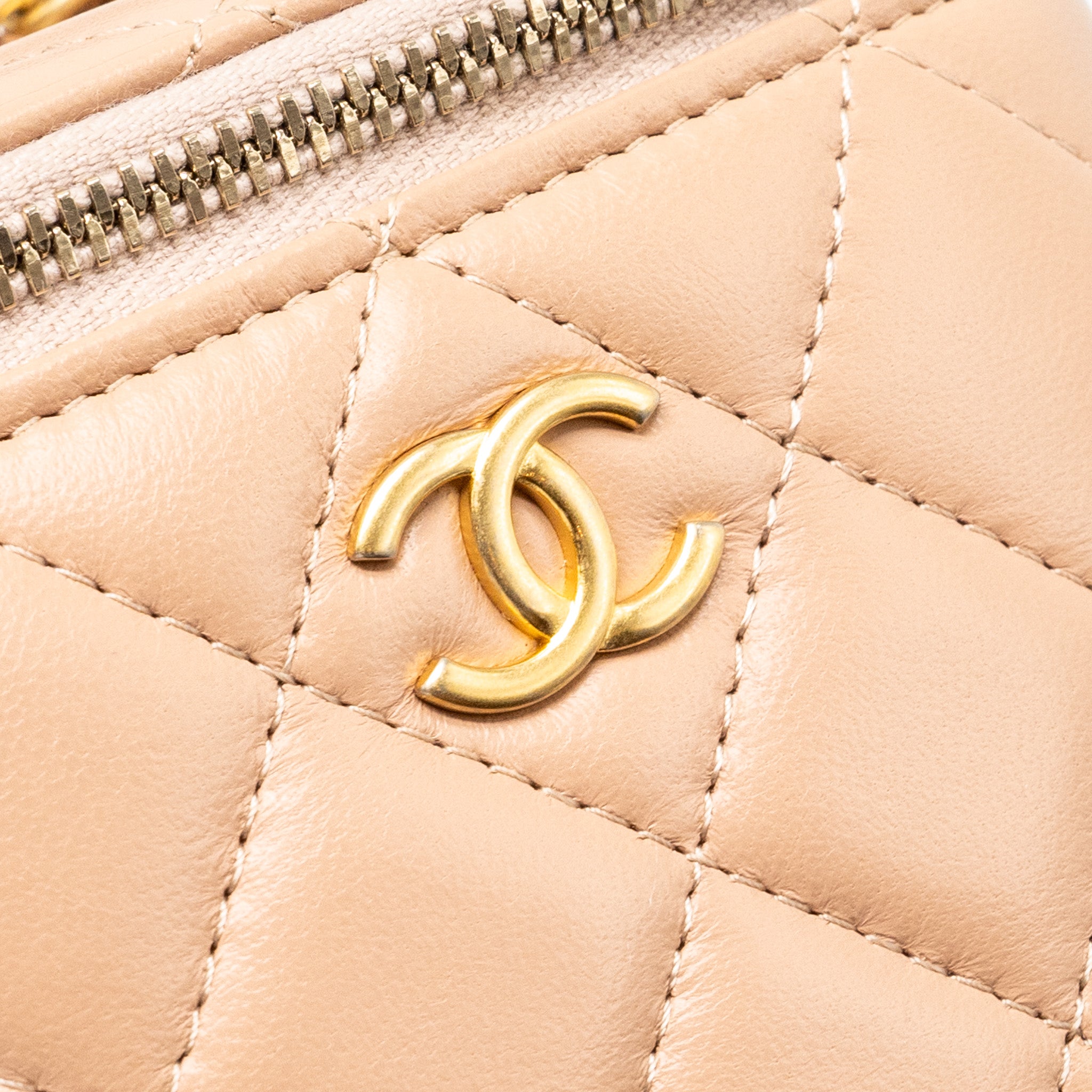 chanel-top-handle-mini-vanity-case-with-chain-lambskin-beige-brushed-ghw