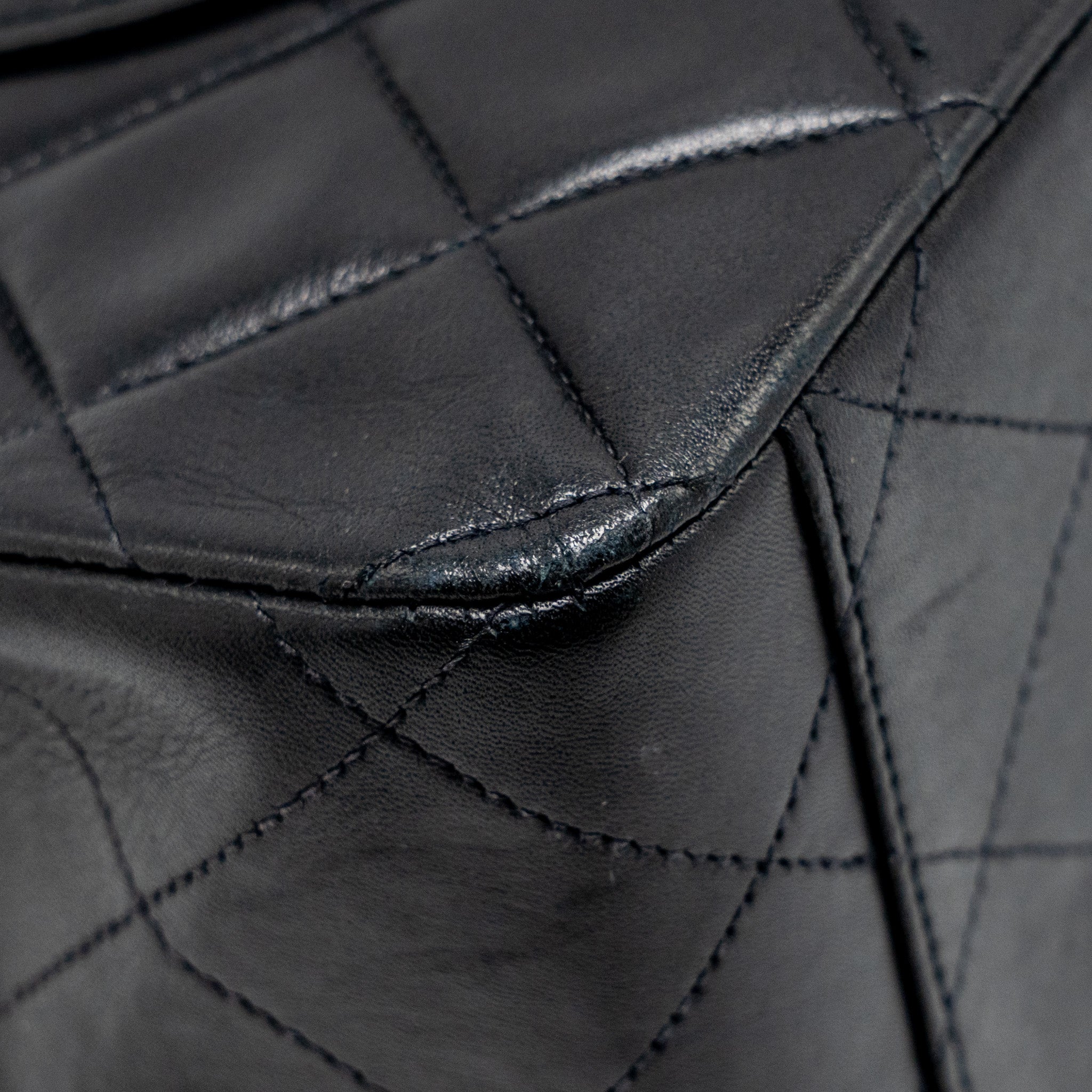 chanel-vintage-classic-flap-jumbo-bag-lambskin-black-ghw