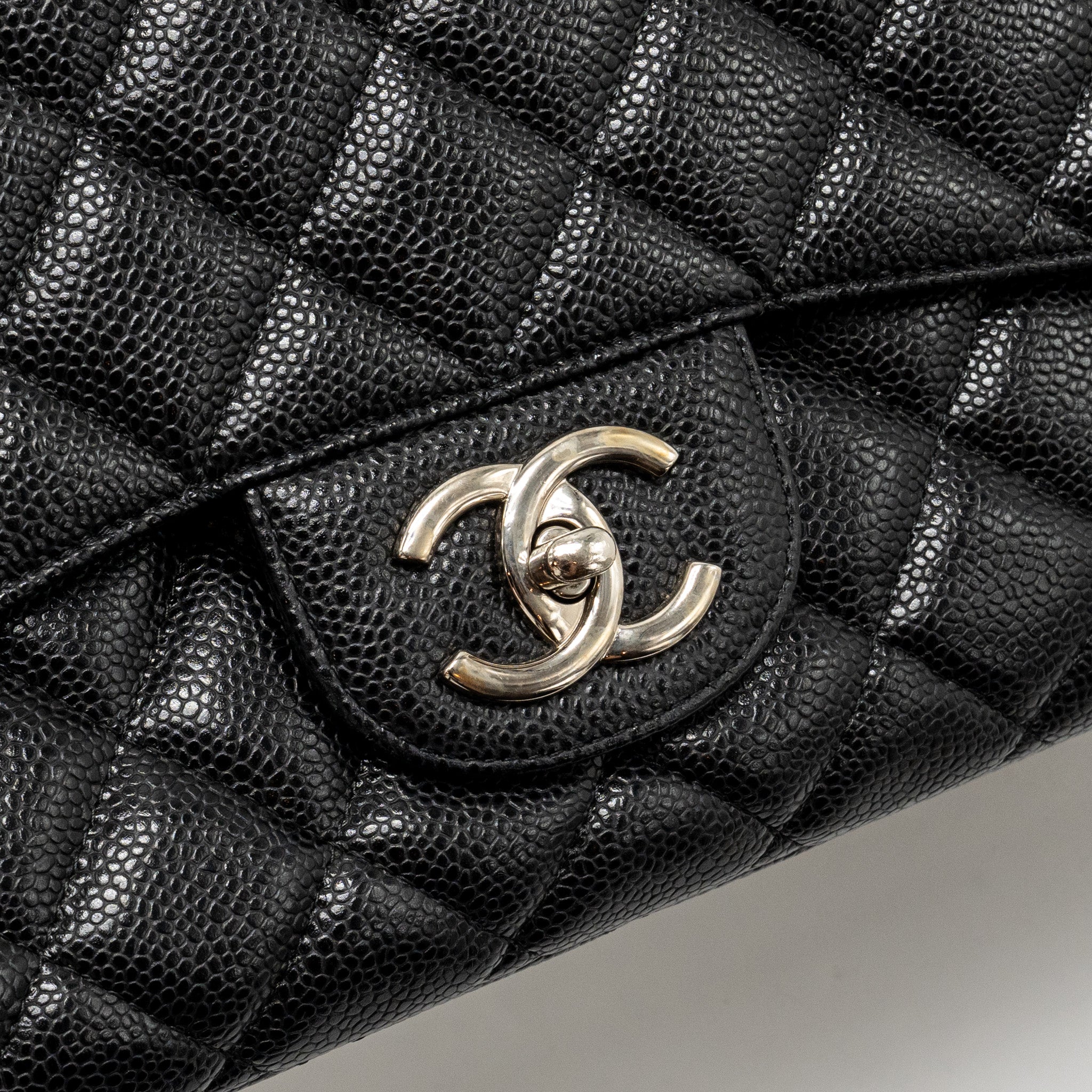 chanel-maxi-classic-double-flap-bag-caviar-black-shw