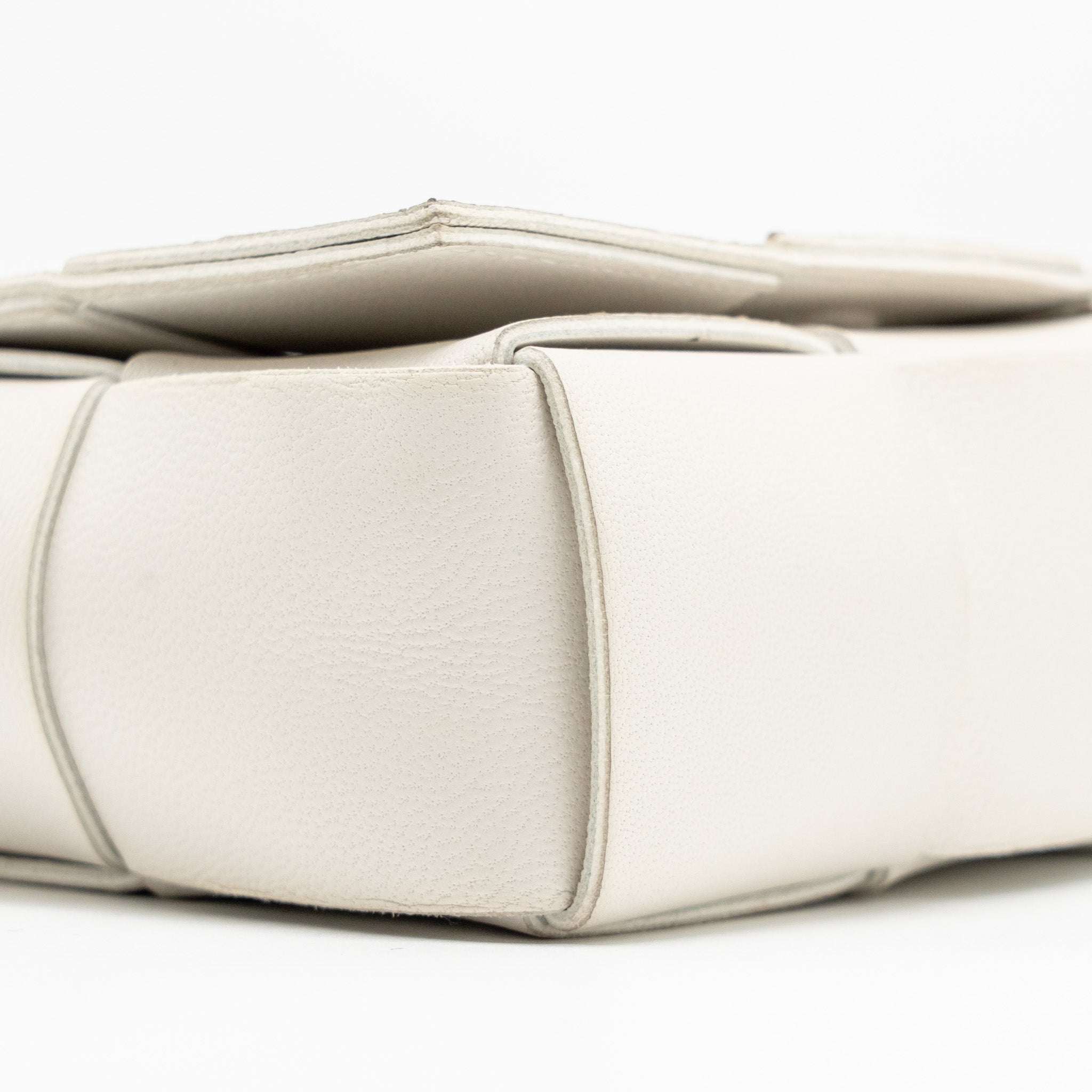 bottega-veneta-intreccio-cassette-mini-bag-lambskin-white