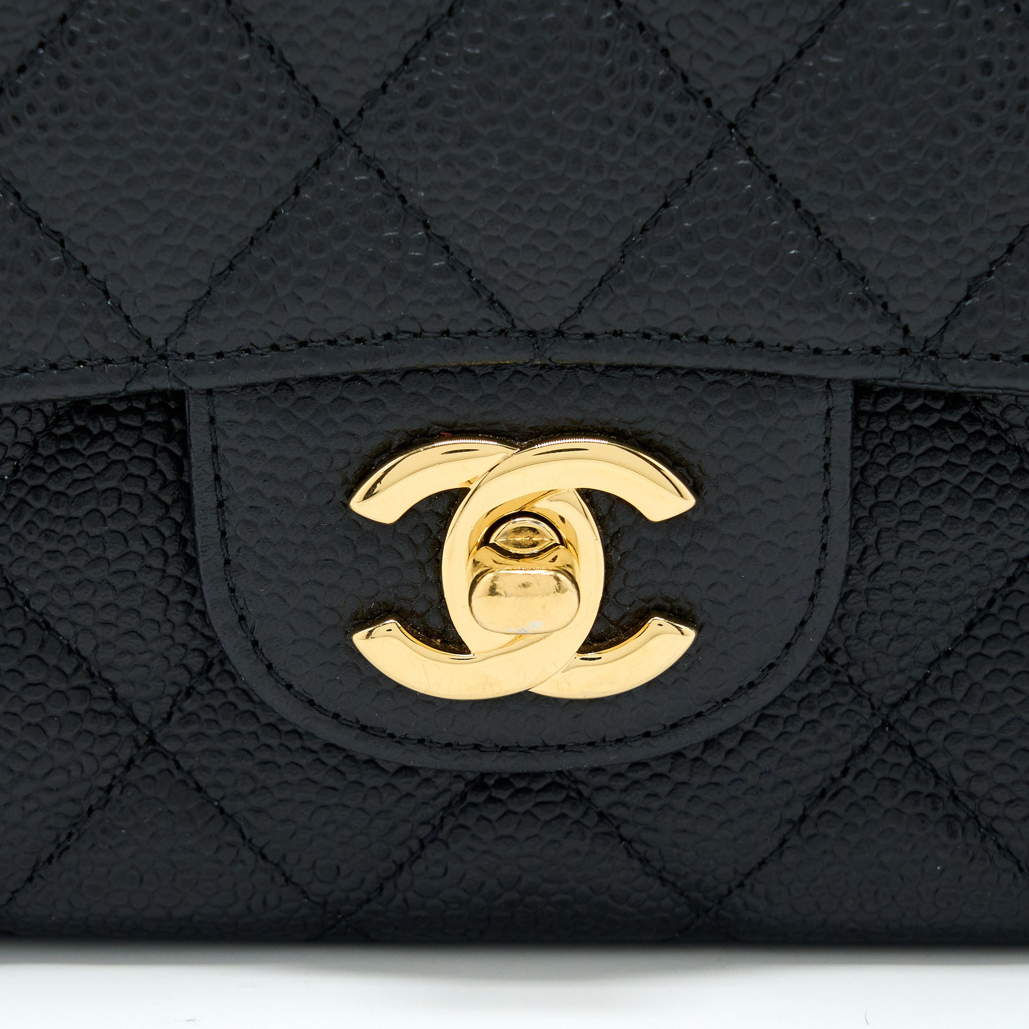 chanel-medium-classic-double-flap-bag-caviar-black-ghw-5