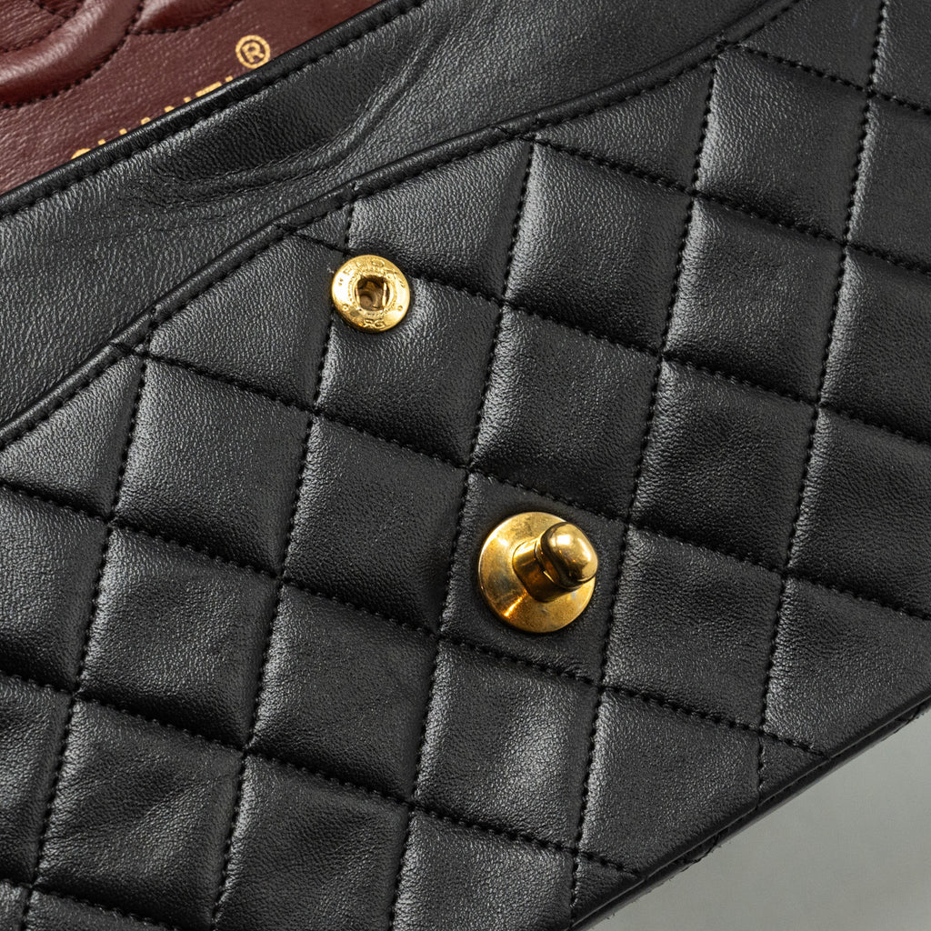 chanel-vintage-medium-classic-double-flap-bag-lambskin-black-ghw