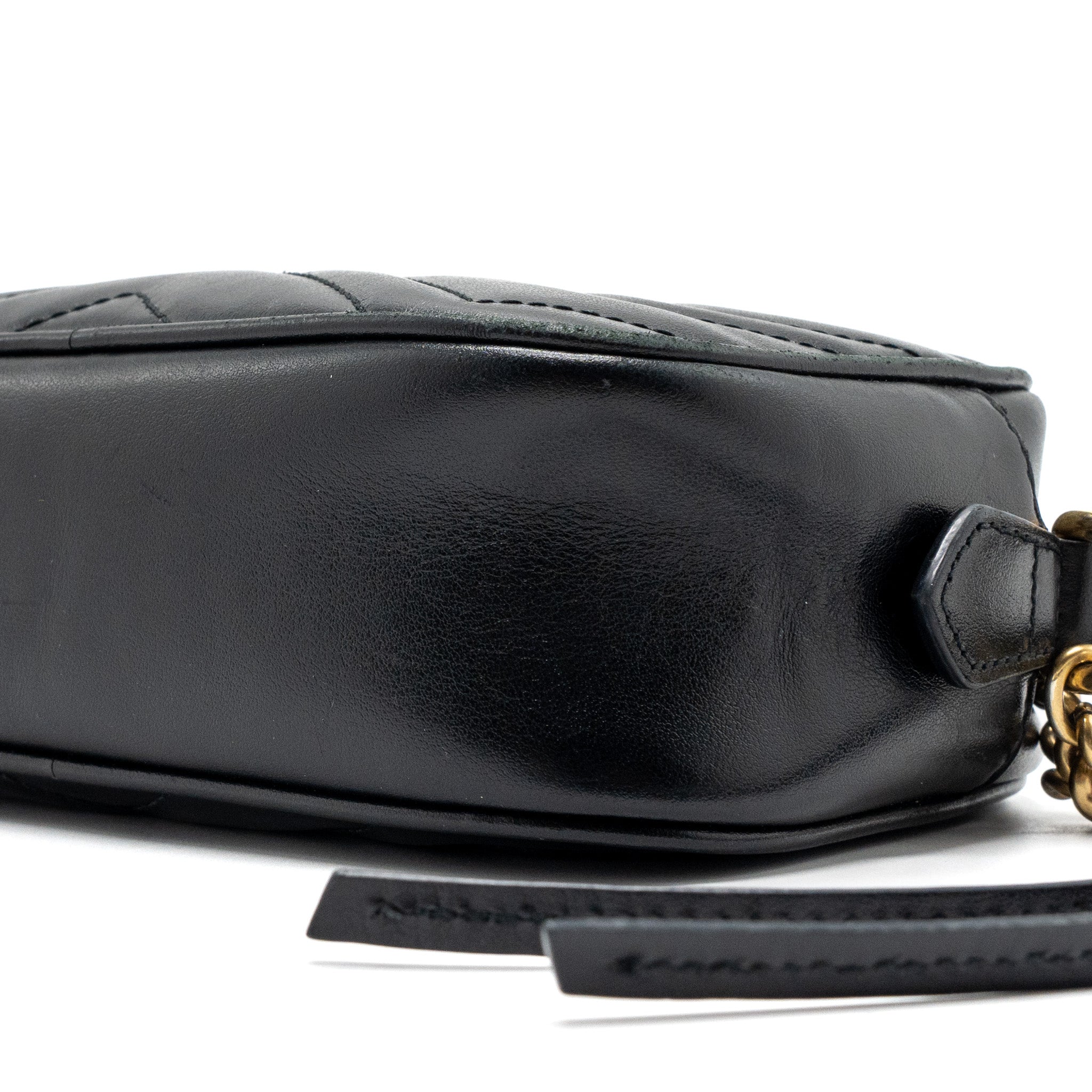 gucci-gg-marmont-camera-bag-black-ghw-1