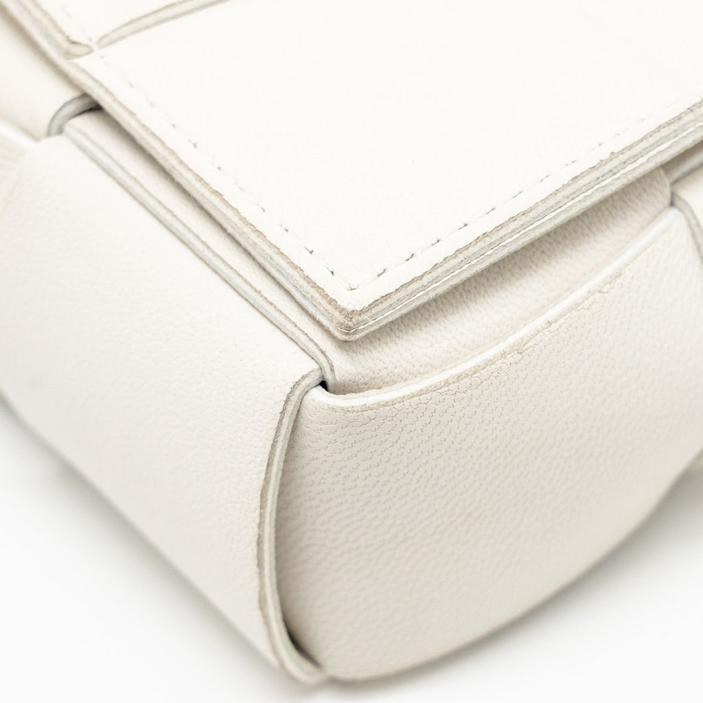 bottega-veneta-intreccio-cassette-mini-bag-lambskin-white