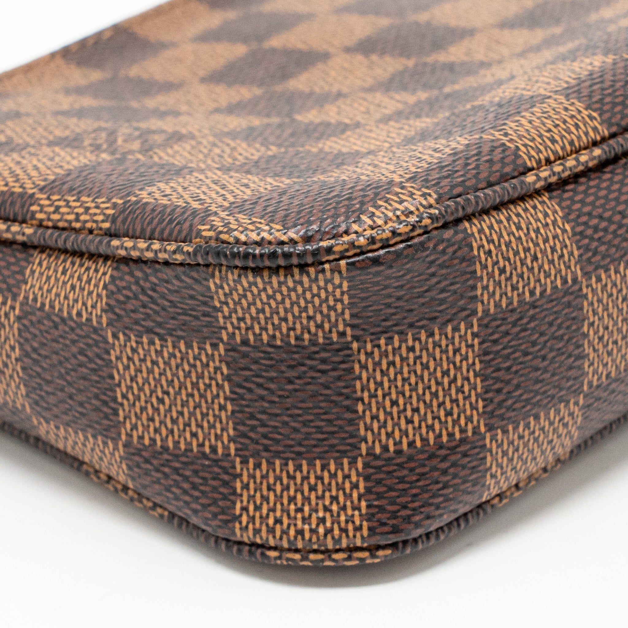 lv-damier-ebene-1