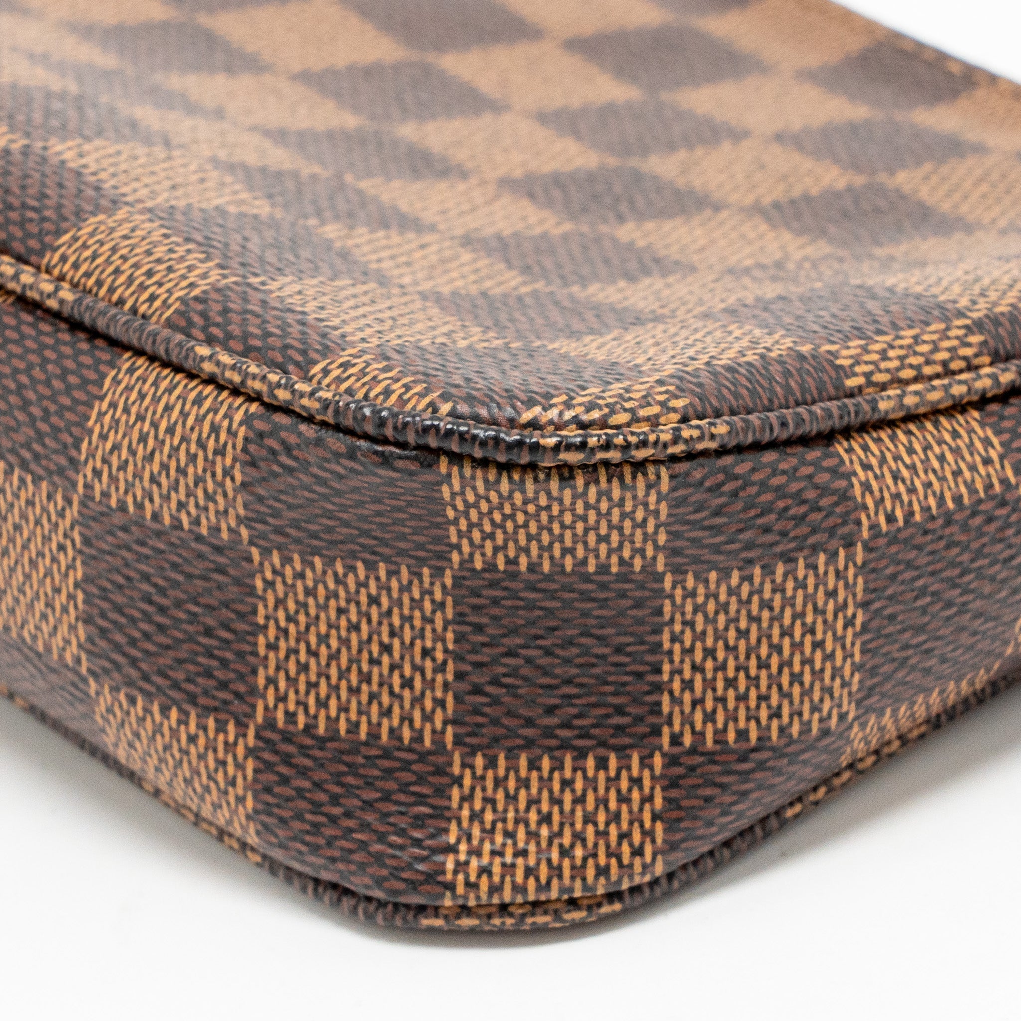 lv-damier-ebene-1