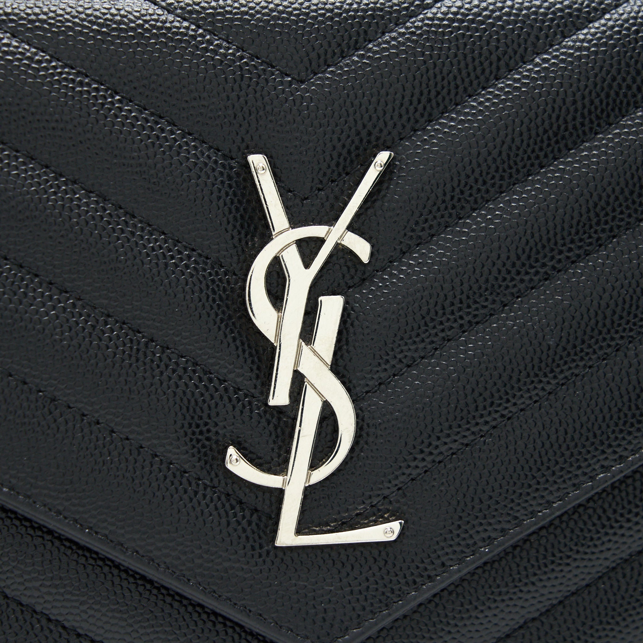 saint-laurent-envelope-chain-wallet-black-with-shw