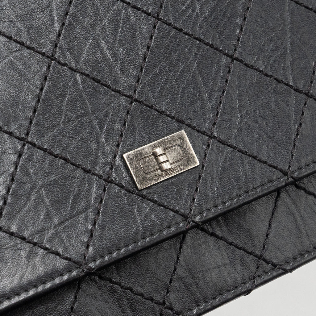 chanel-2-55-reissue-wallet-on-chain-calfskin-black-ruthenium-hardware