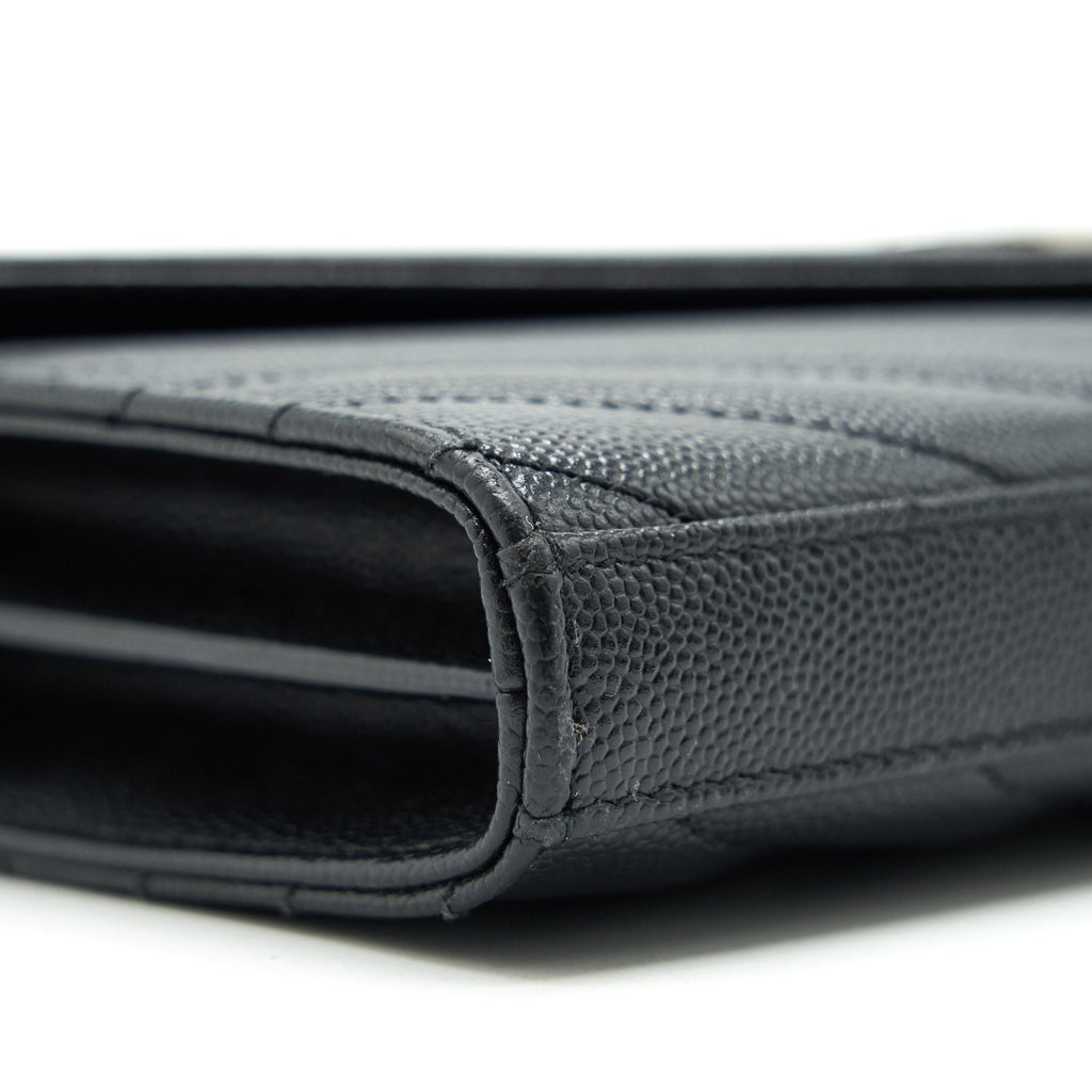 saint-laurent-envelope-chain-wallet-black-with-shw