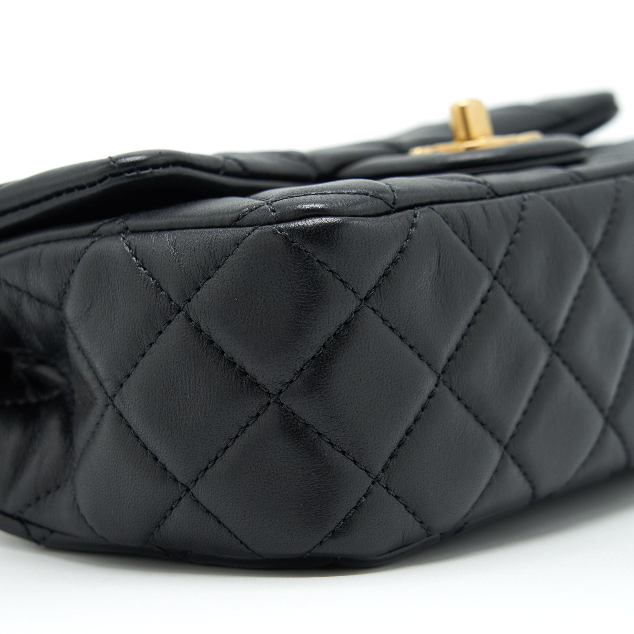 chanel-pearl-crush-mini-rectangular-flap-bag-lambskin-black-ghw-microchip