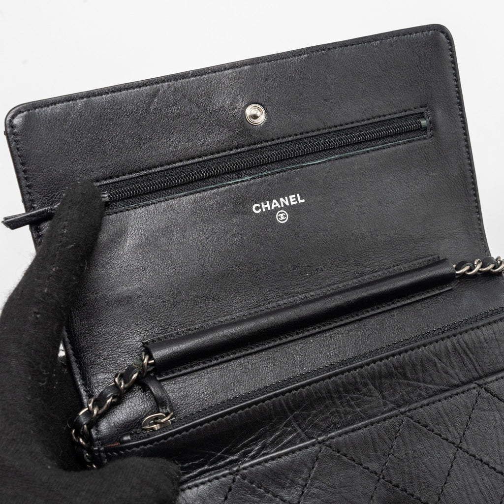 chanel-2-55-reissue-wallet-on-chain-calfskin-black-ruthenium-hardware