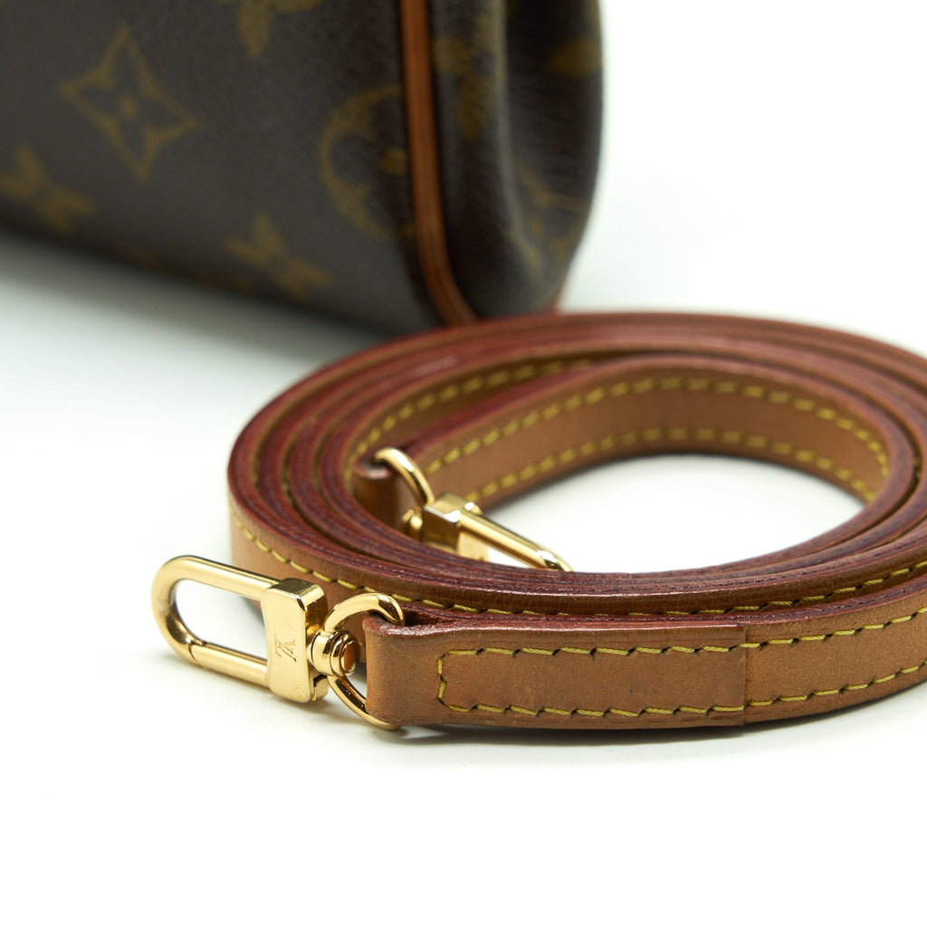 louis-vuitton-eva-pochette-bag-monogram-canvas-ghw