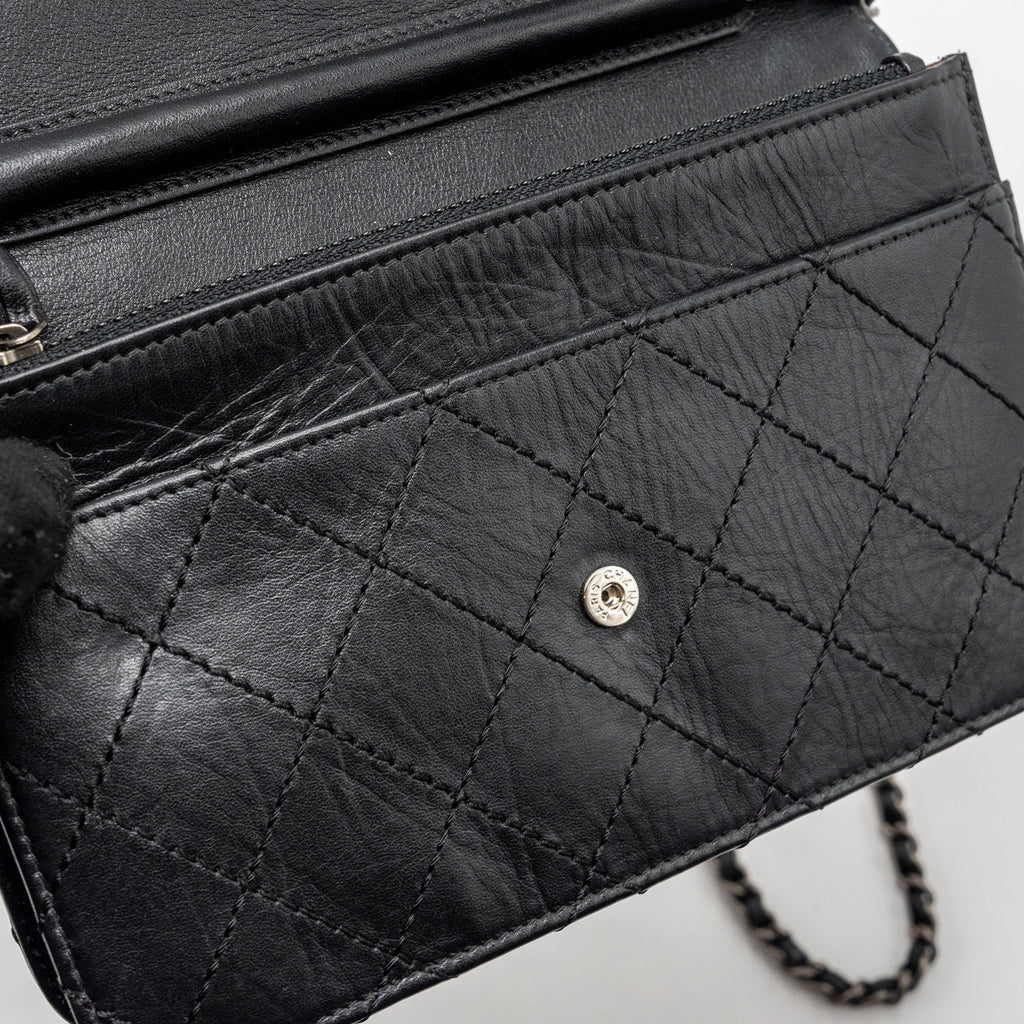 chanel-2-55-reissue-wallet-on-chain-calfskin-black-ruthenium-hardware