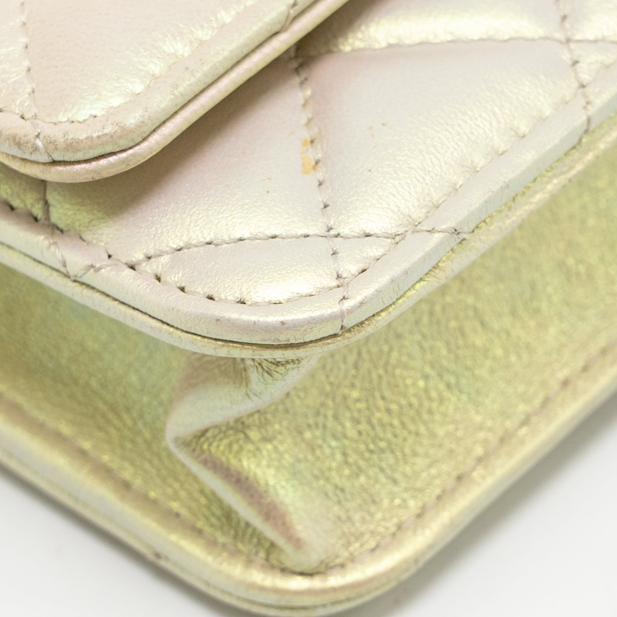 chanel-wallet-on-chain-lambskin-iridescent-ivory-lghw