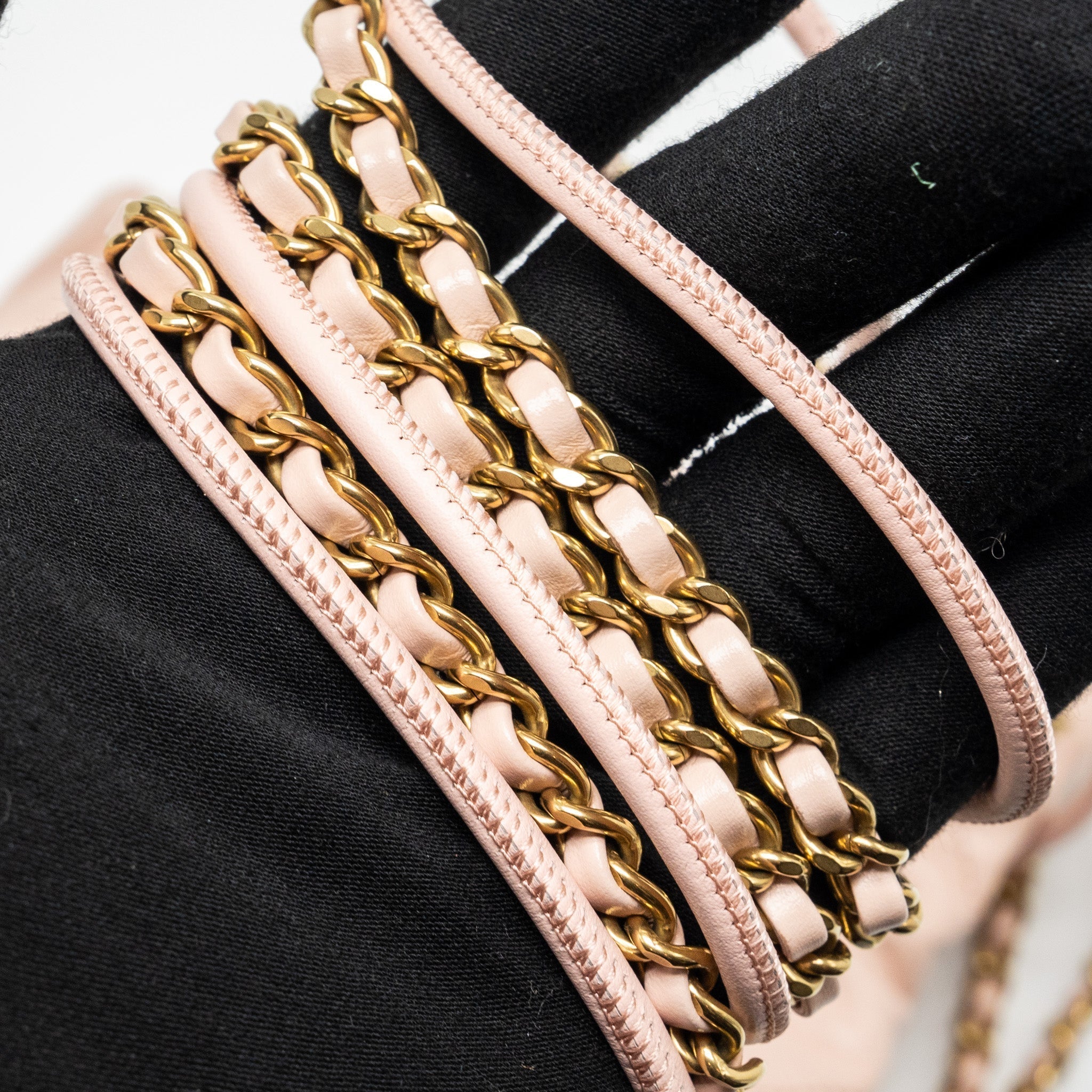 chanel-mini-22-bag-shiny-calfskin-pink-ghw-microchip-copy-1