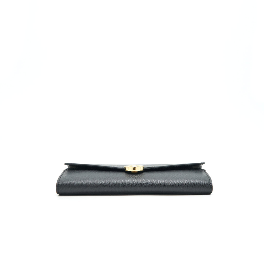 fendi-grained-calfskin-wallet-with-chain-black-ghw
