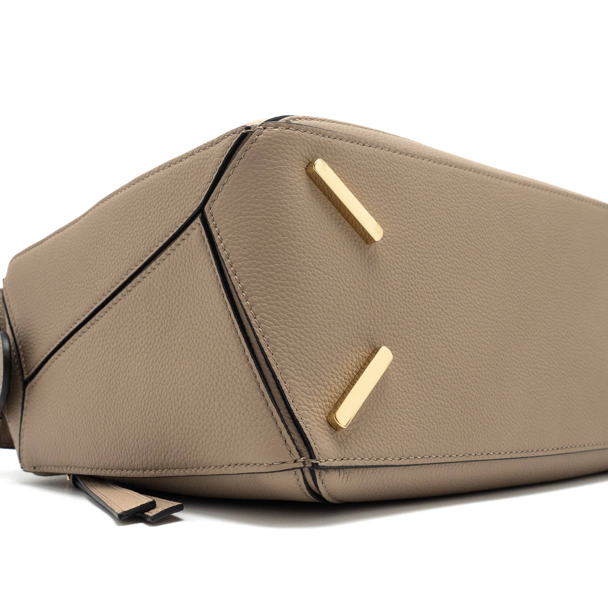 loewe-medium-puzzle-bag-soft-grained-calfskin-sand-ghw
