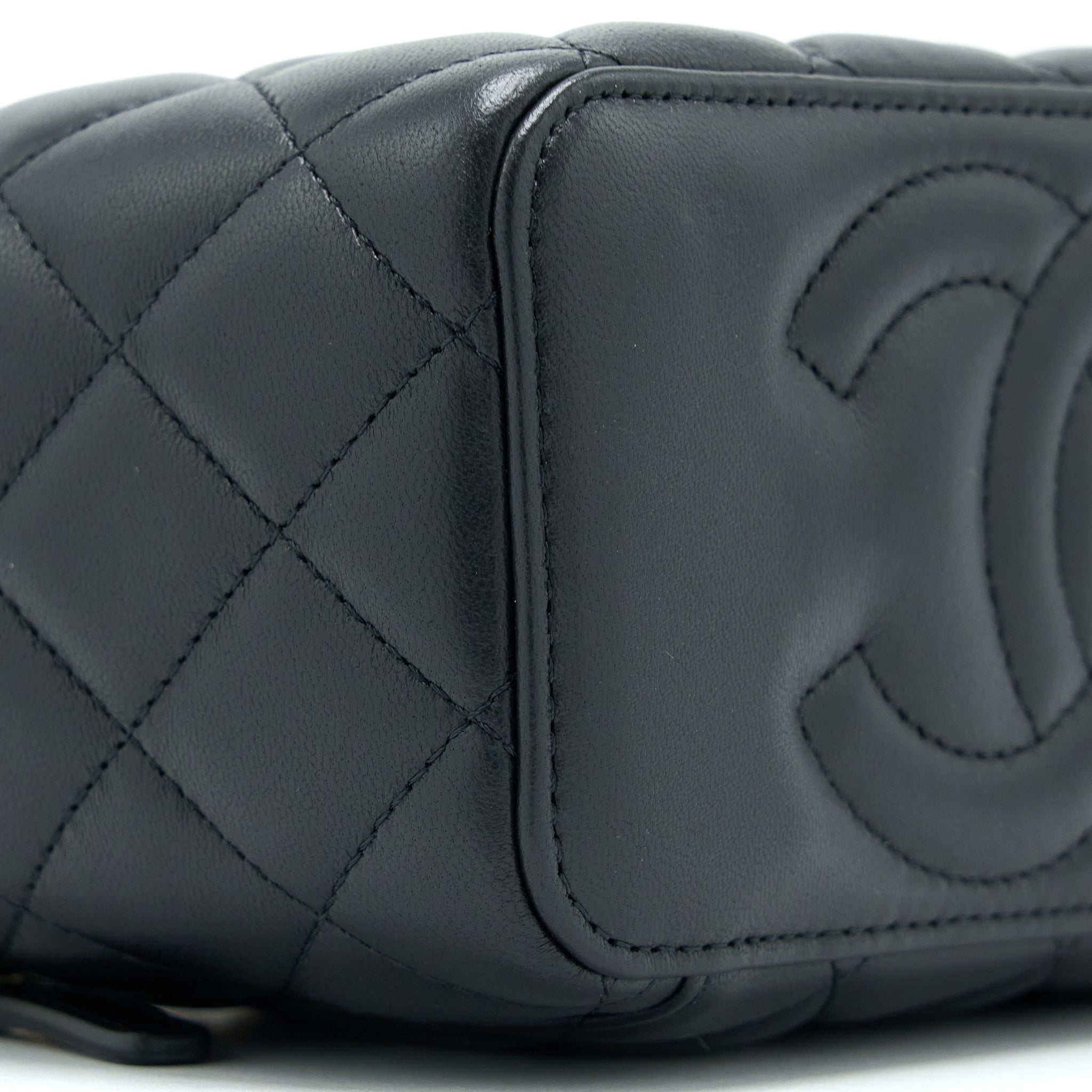 chanel-leather-chain-top-handle-long-vanity-lambskin-black-ghw