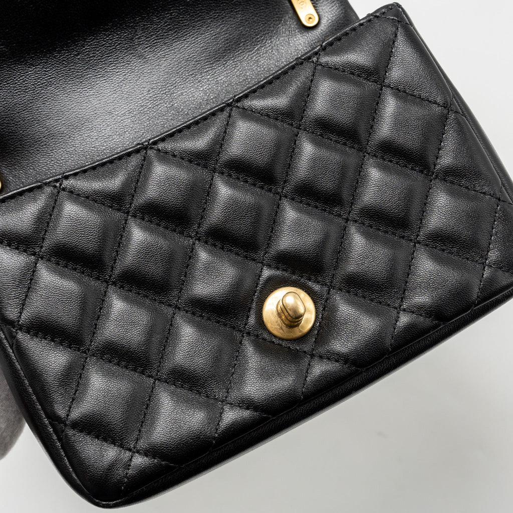 chanel-24p-pearl-chain-mini-flap-bag-lambskin-black-ghw-microchip-copy