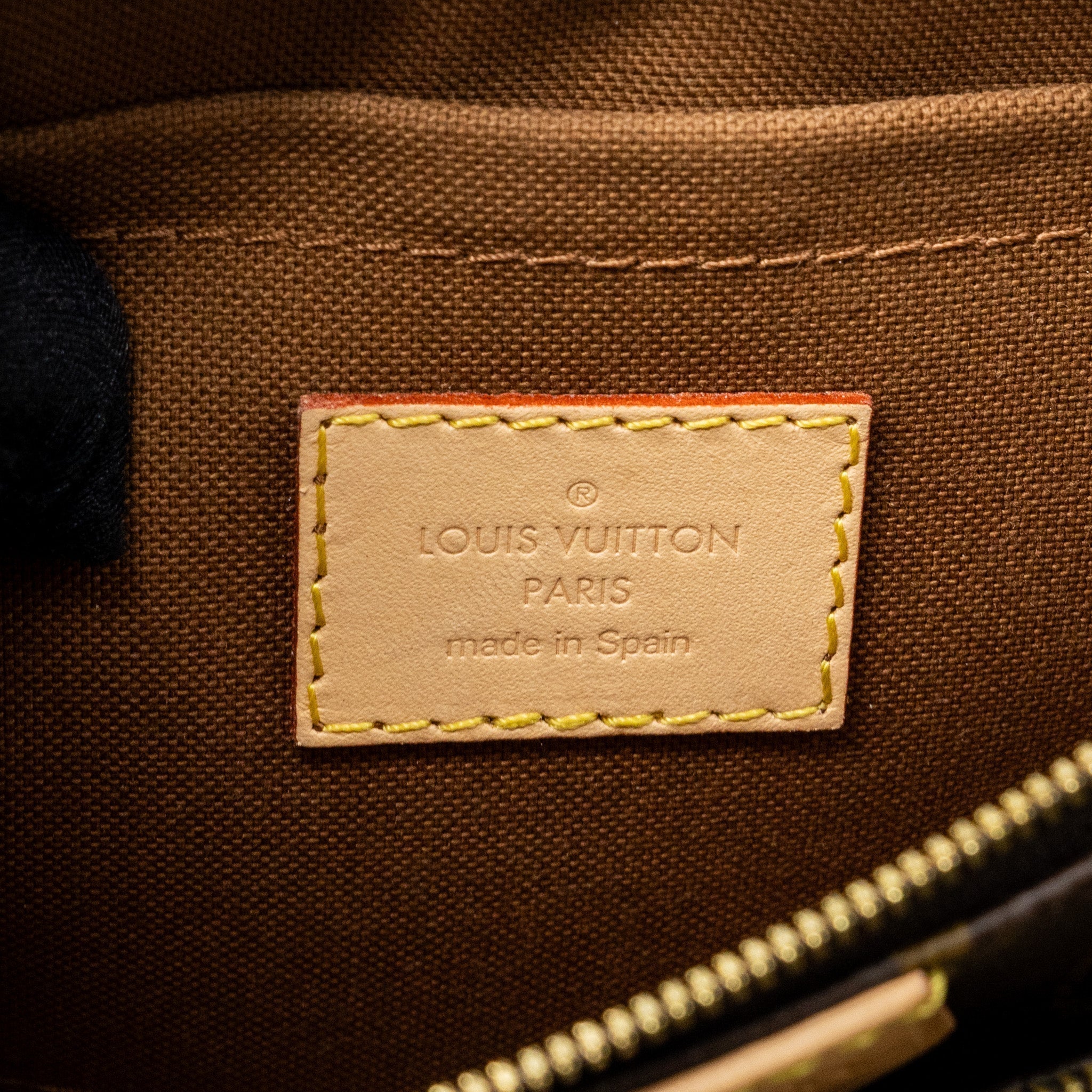 louis-vuitton-multi-pochette-monogram-canvas-with-khaki-strap