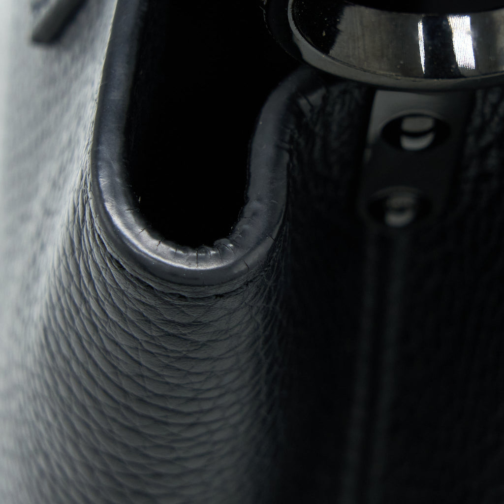 louis-vuitton-capucines-bb-taurillon-so-black-with-black-hardware