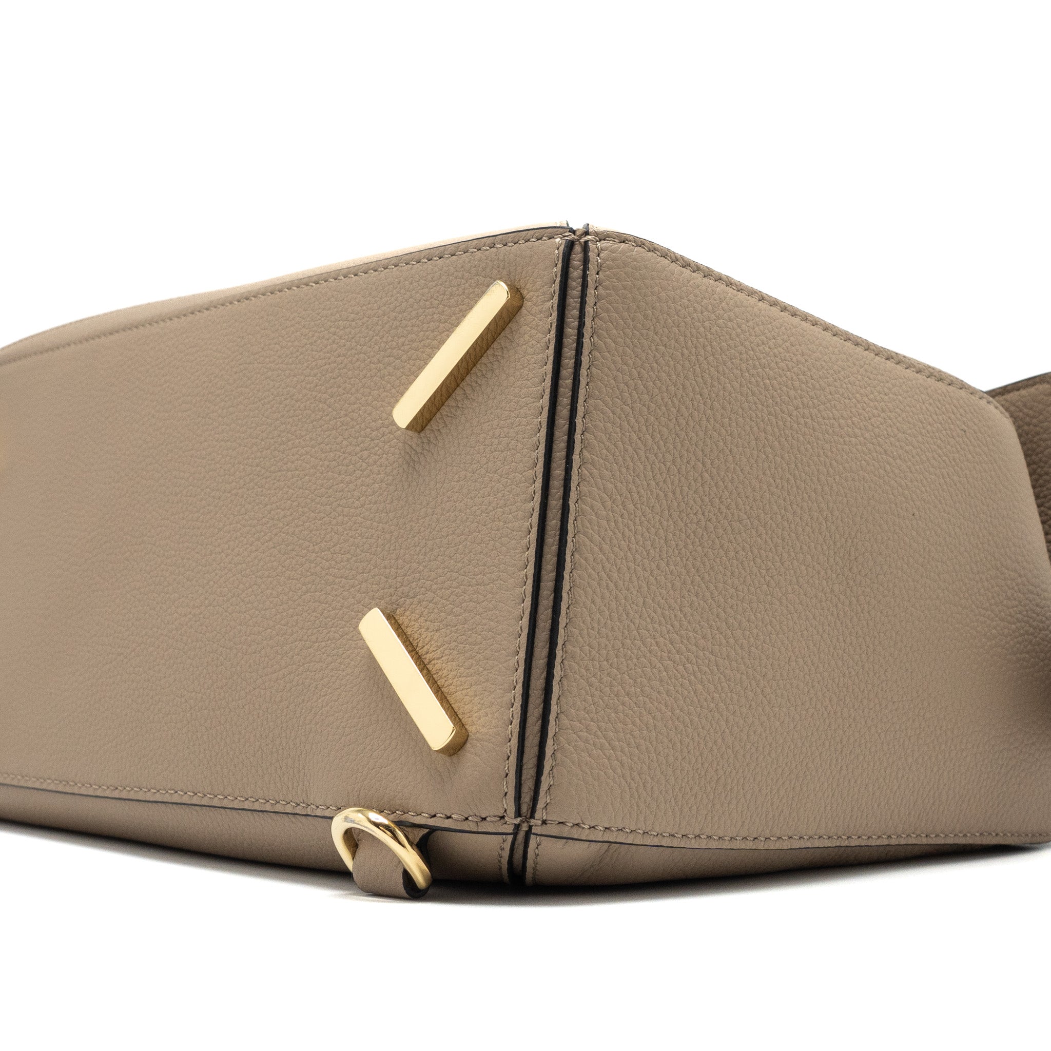 loewe-medium-puzzle-bag-soft-grained-calfskin-sand-ghw