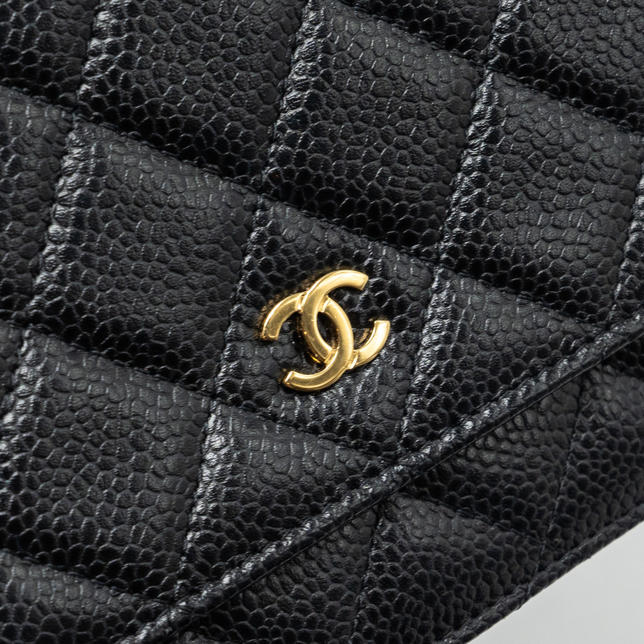 chanel-classic-wallet-on-chain-caviar-black-ghw-copy