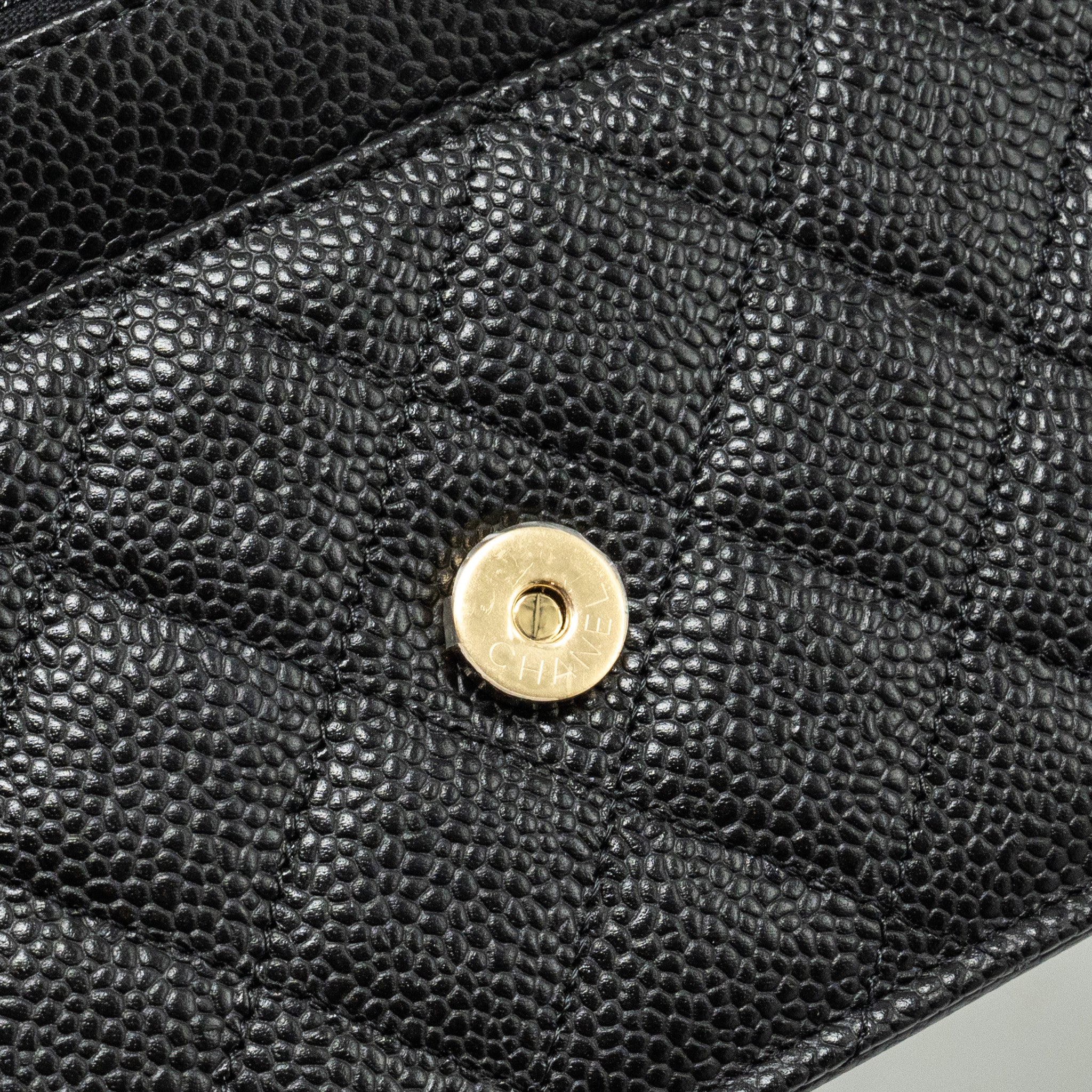 chanel-classic-wallet-on-chain-caviar-black-ghw-microchip-23