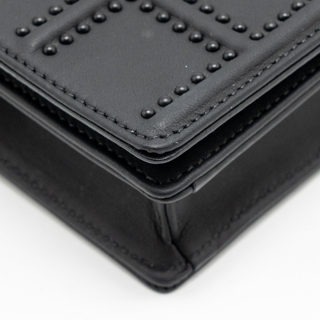 dior-studded-diorama-wallet-on-chain-leather-so-black-copy